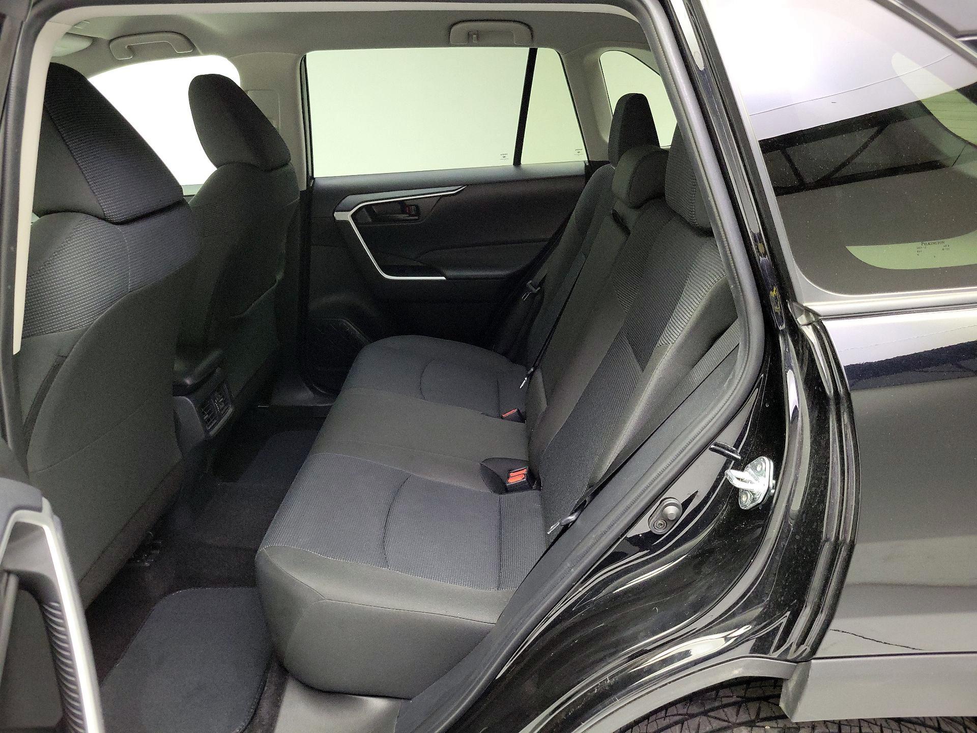 Thumbnail: 2025 Toyota RAV4 - 19