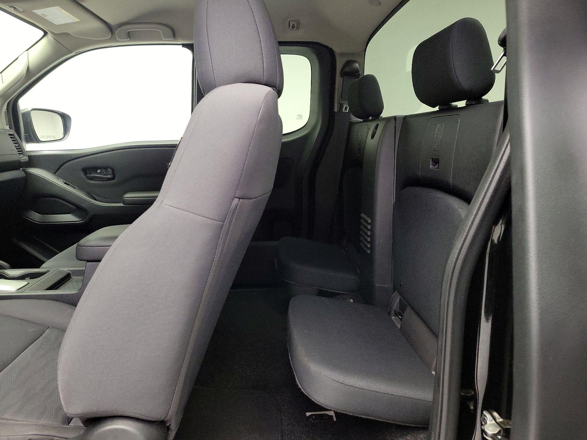 Thumbnail: 2022 Nissan Frontier - 19