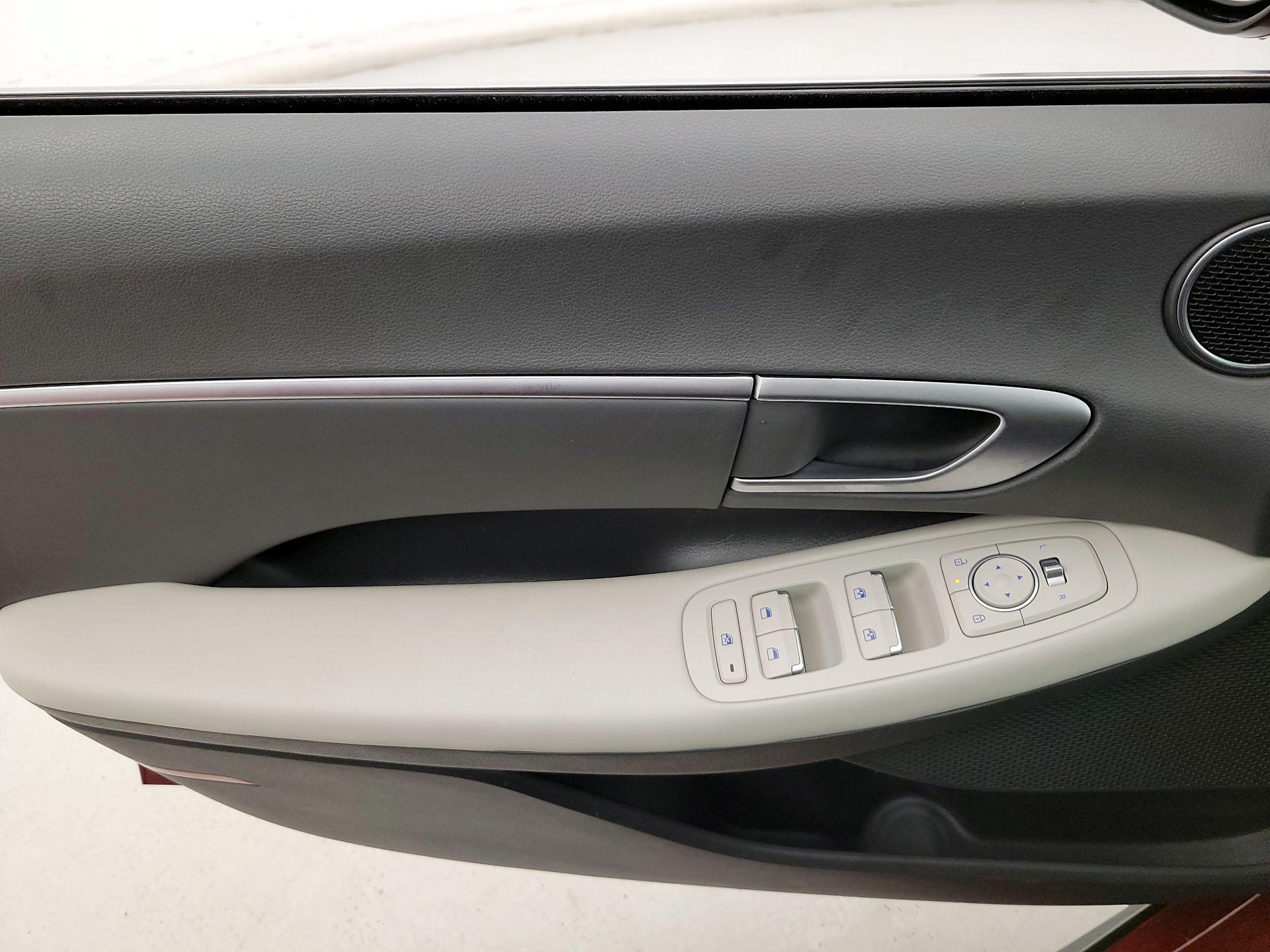 Thumbnail: 2025 Hyundai Sonata - 12