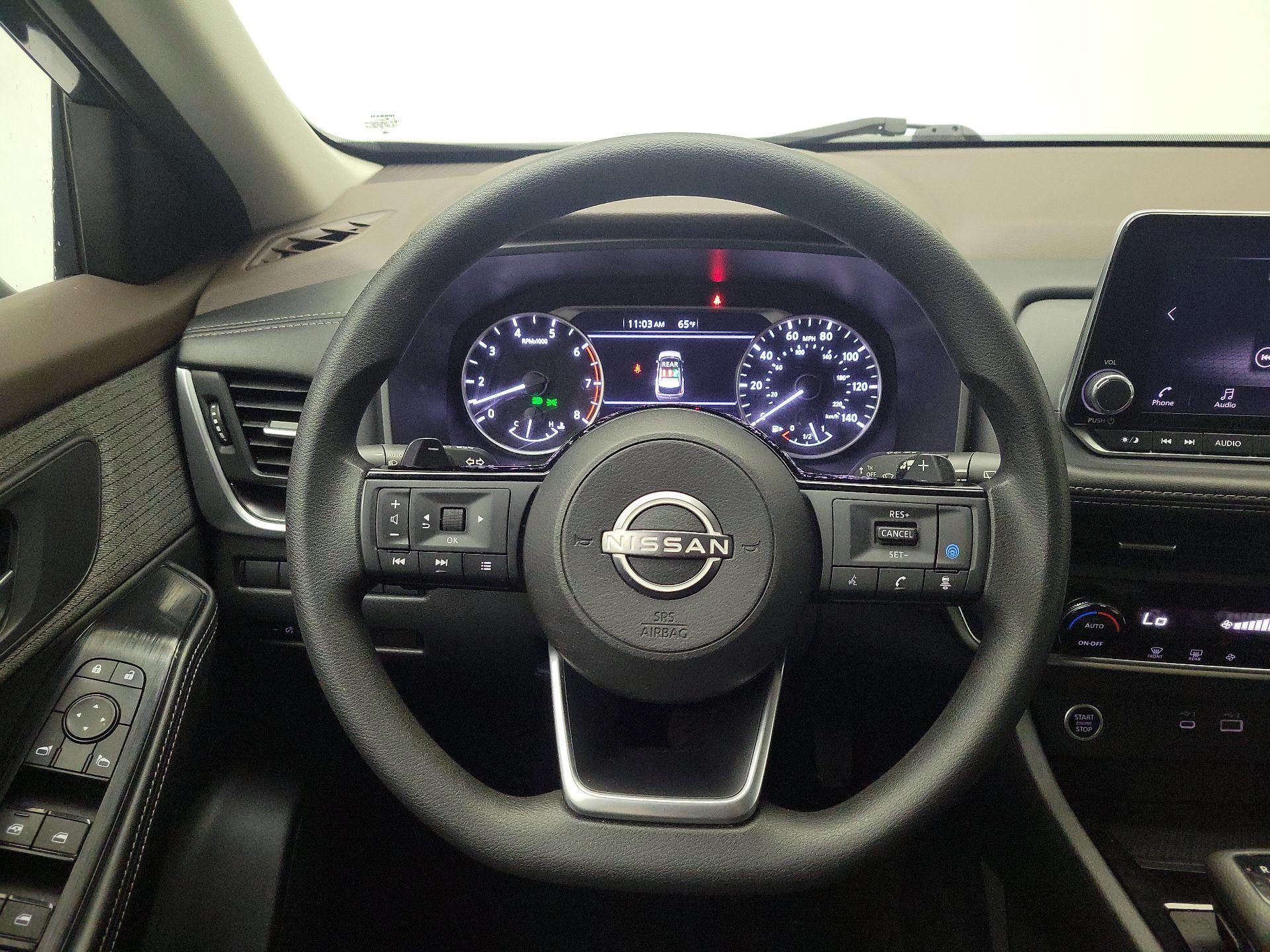 Thumbnail: 2023 Nissan Rogue - 10