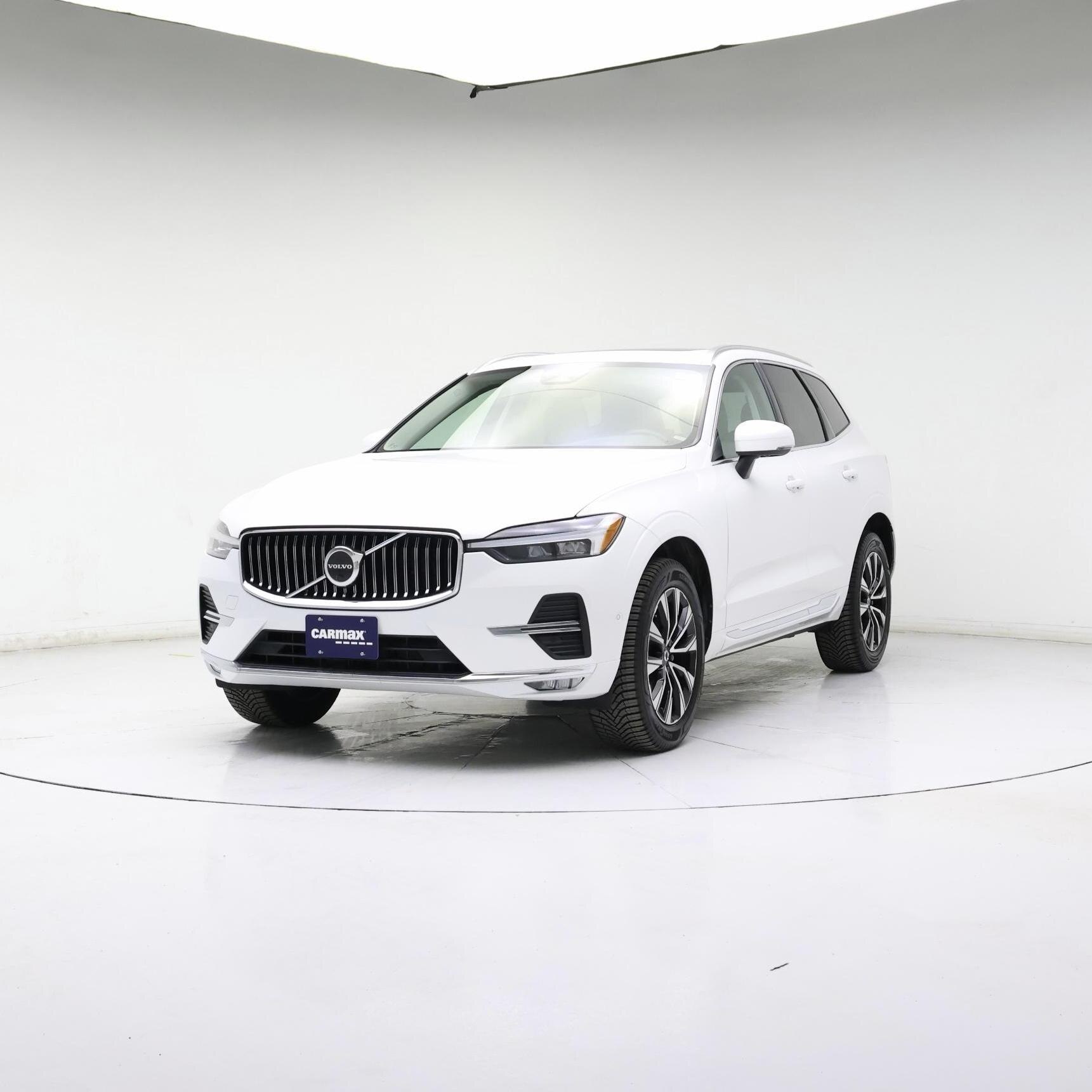 Thumbnail: 2023 Volvo XC60 - 4
