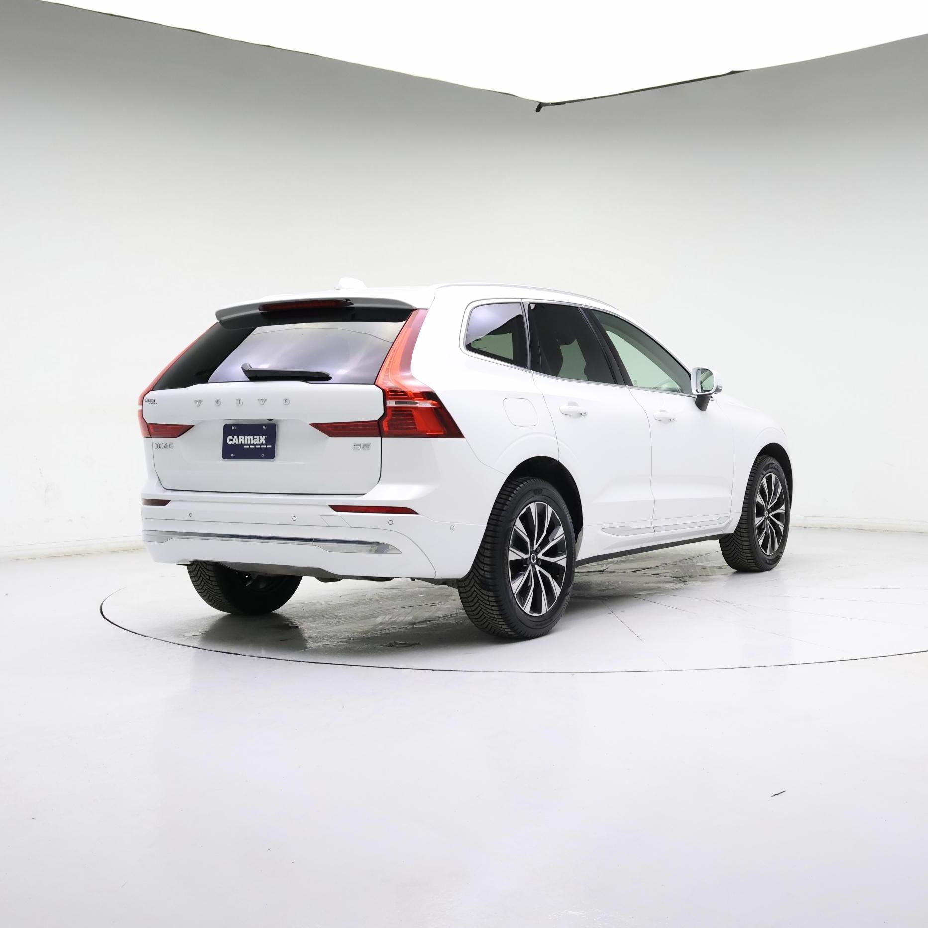 Thumbnail: 2023 Volvo XC60 - 8