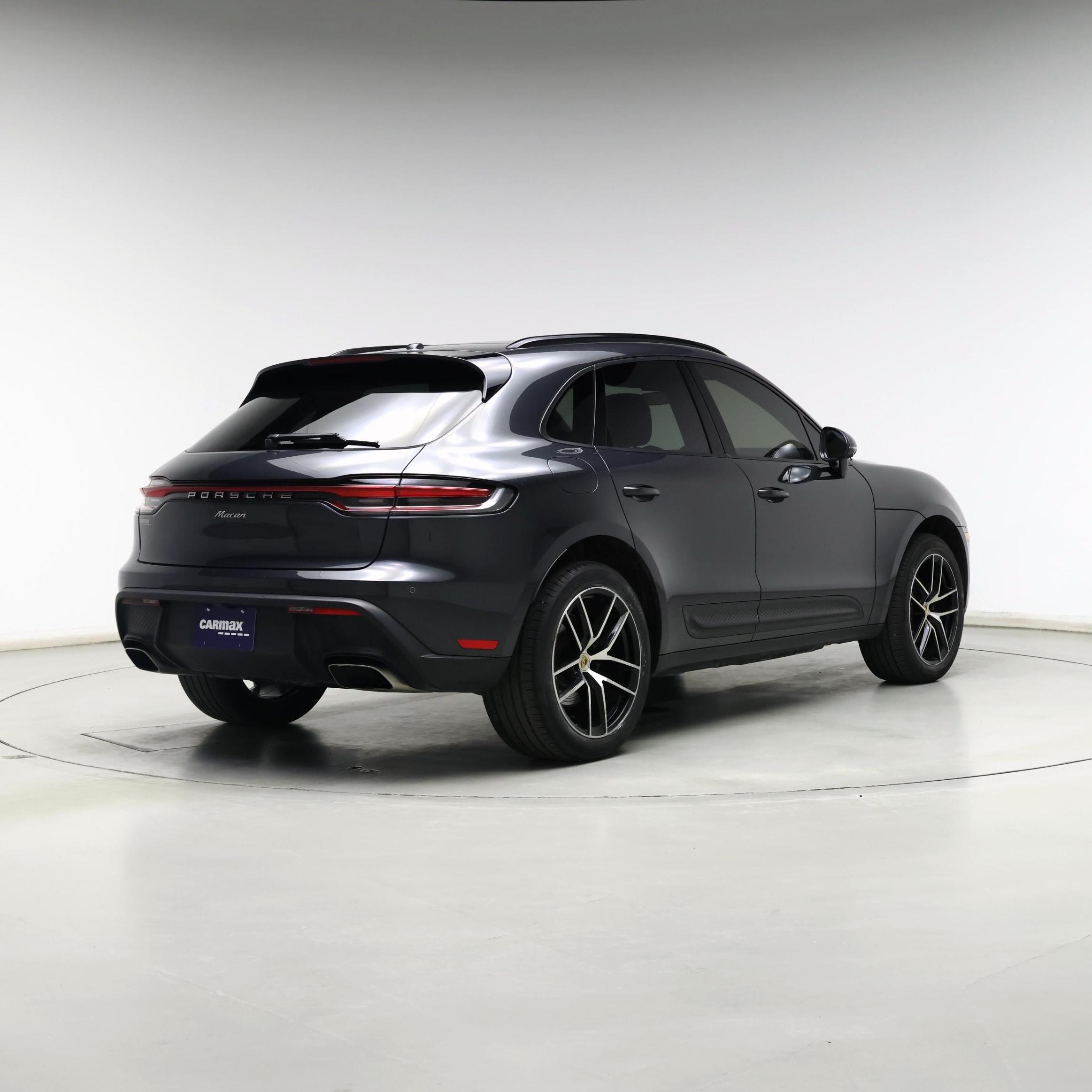 Thumbnail: 2023 Porsche Macan - 8