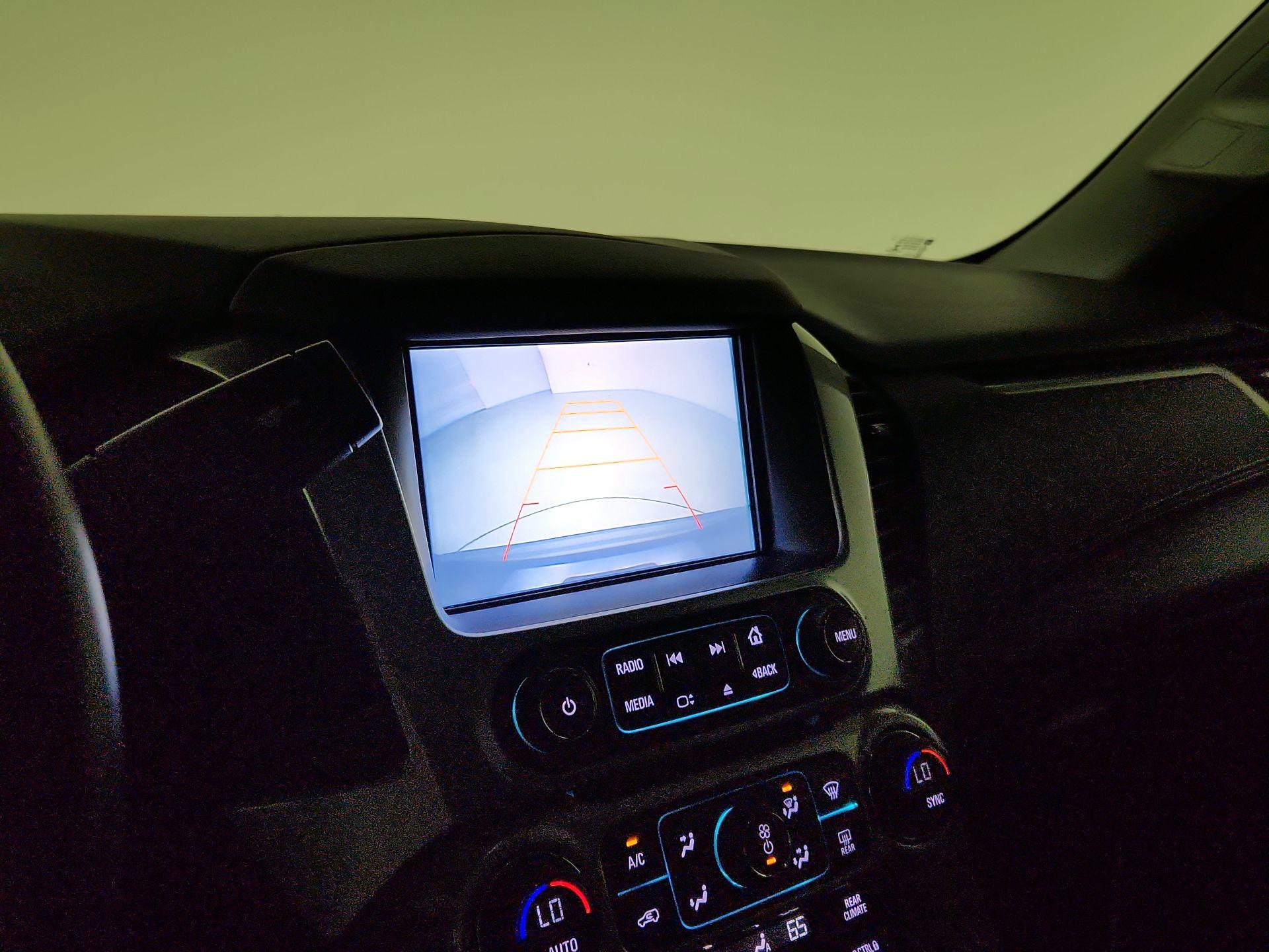 Thumbnail: 2017 Chevrolet Tahoe - 14