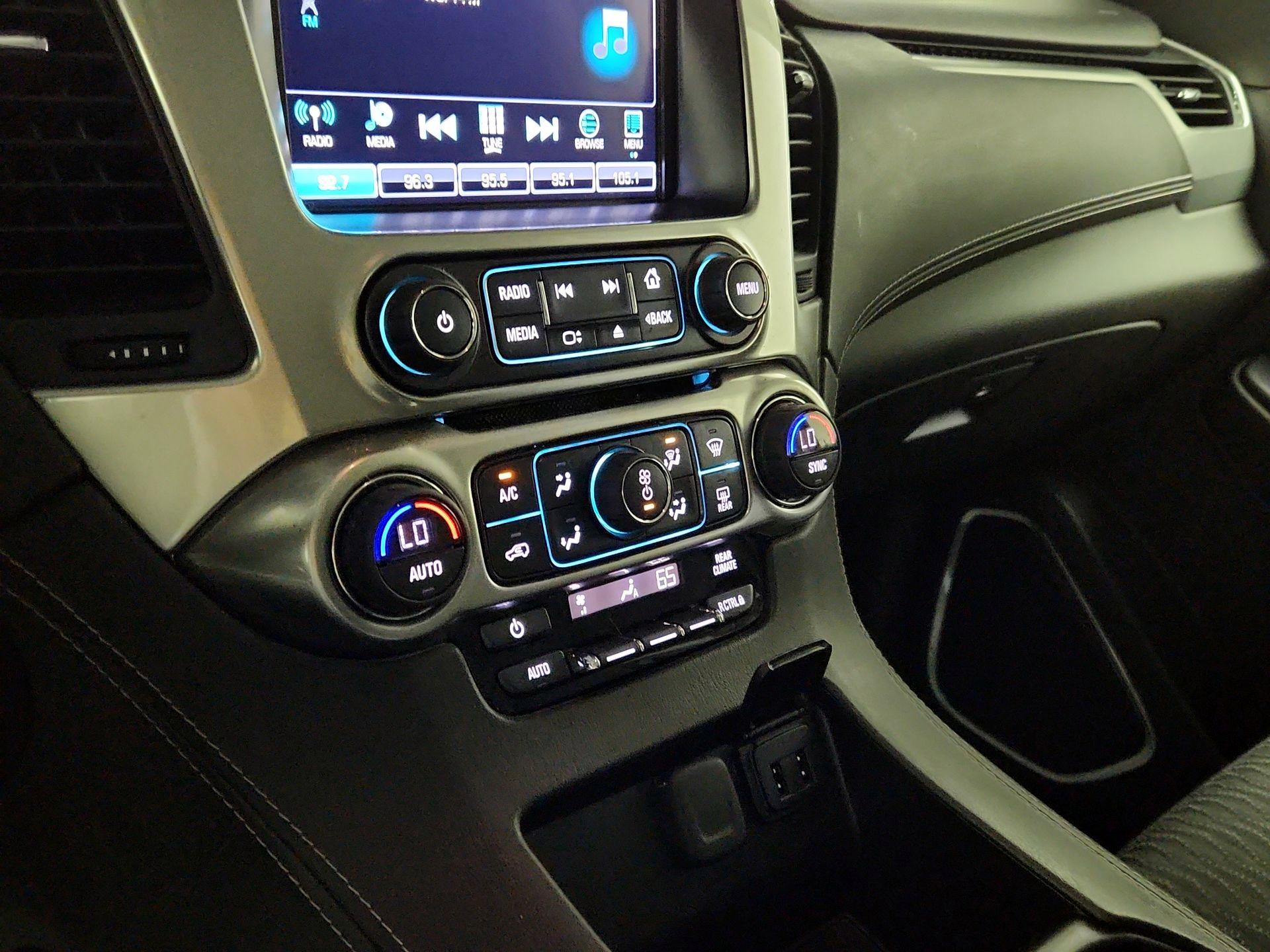 Thumbnail: 2017 Chevrolet Tahoe - 16