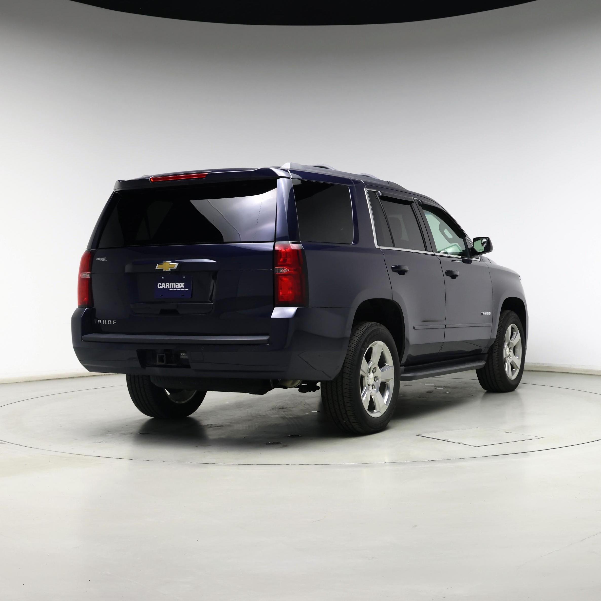 Thumbnail: 2017 Chevrolet Tahoe - 8