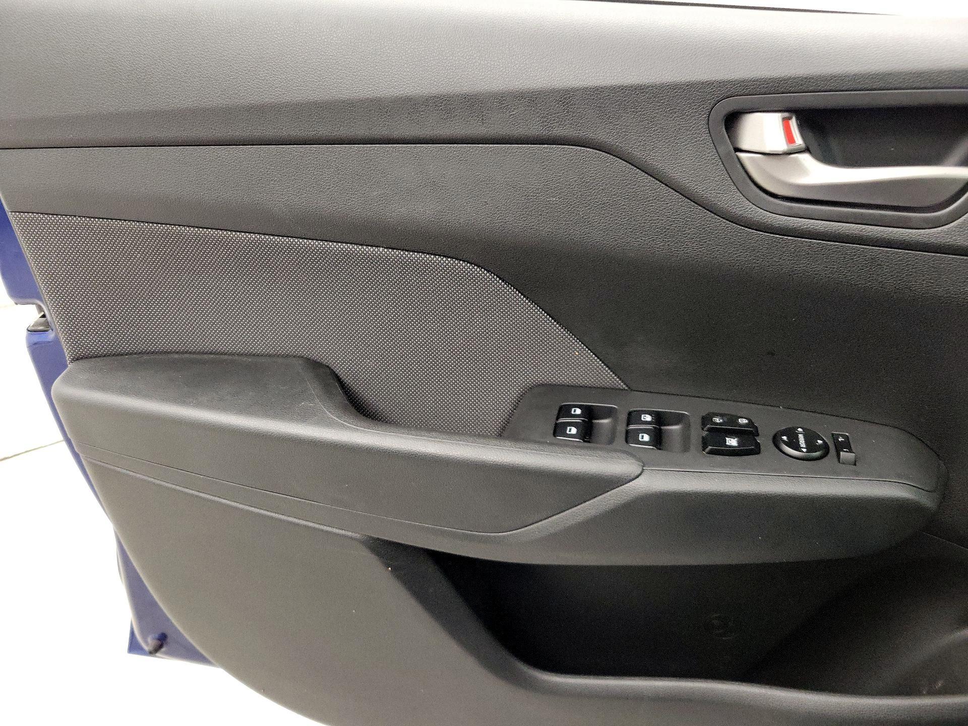 Thumbnail: 2021 Hyundai Accent - 13