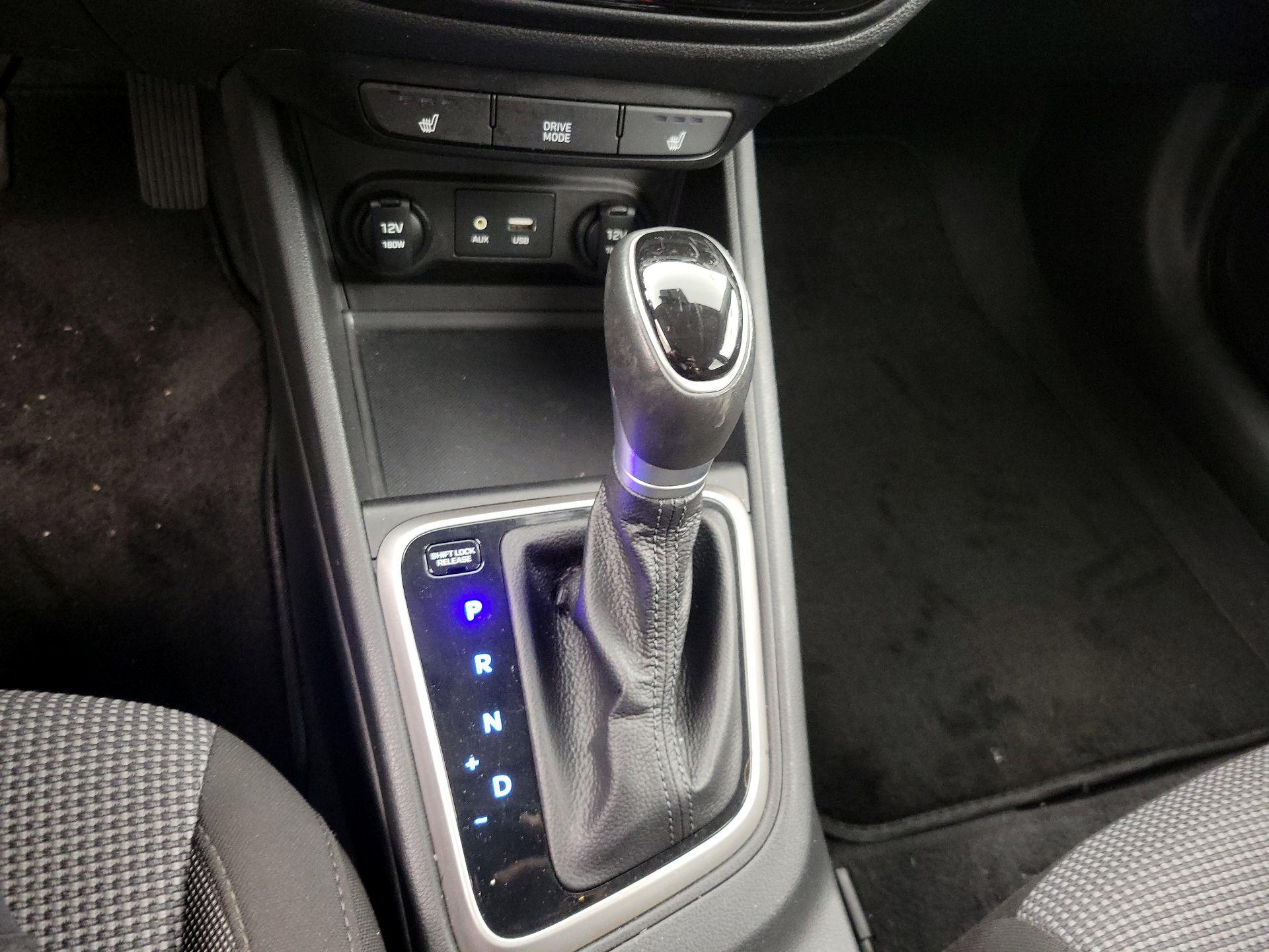 Thumbnail: 2021 Hyundai Accent - 18