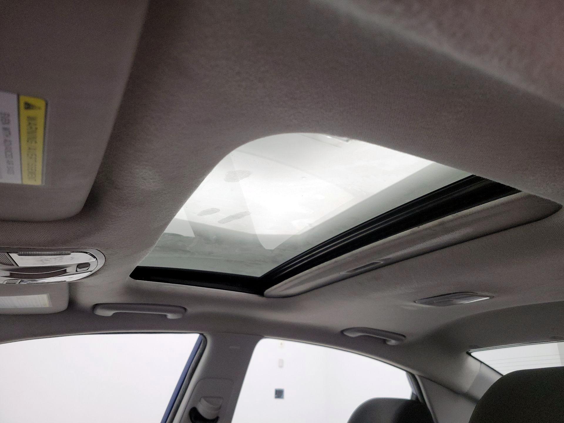 Thumbnail: 2021 Hyundai Accent - 20