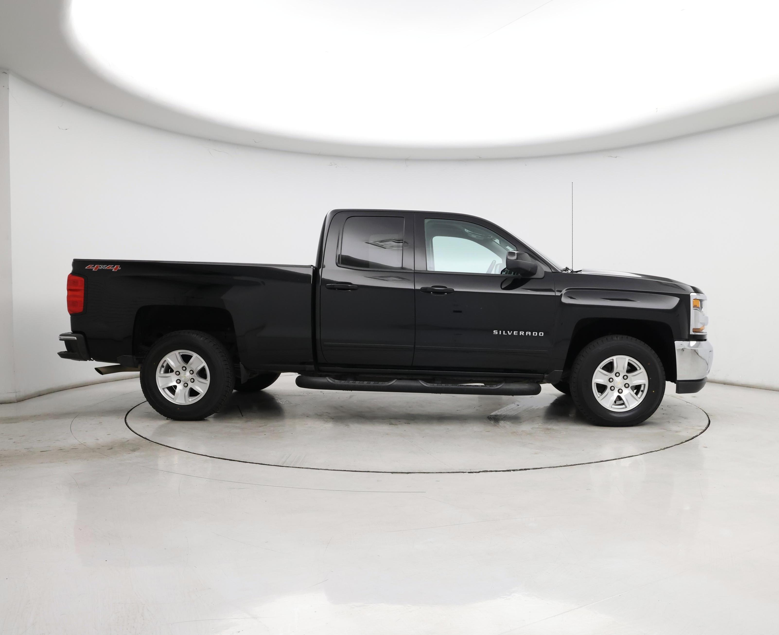 Thumbnail: 2016 Chevrolet Silverado 1500 - 7