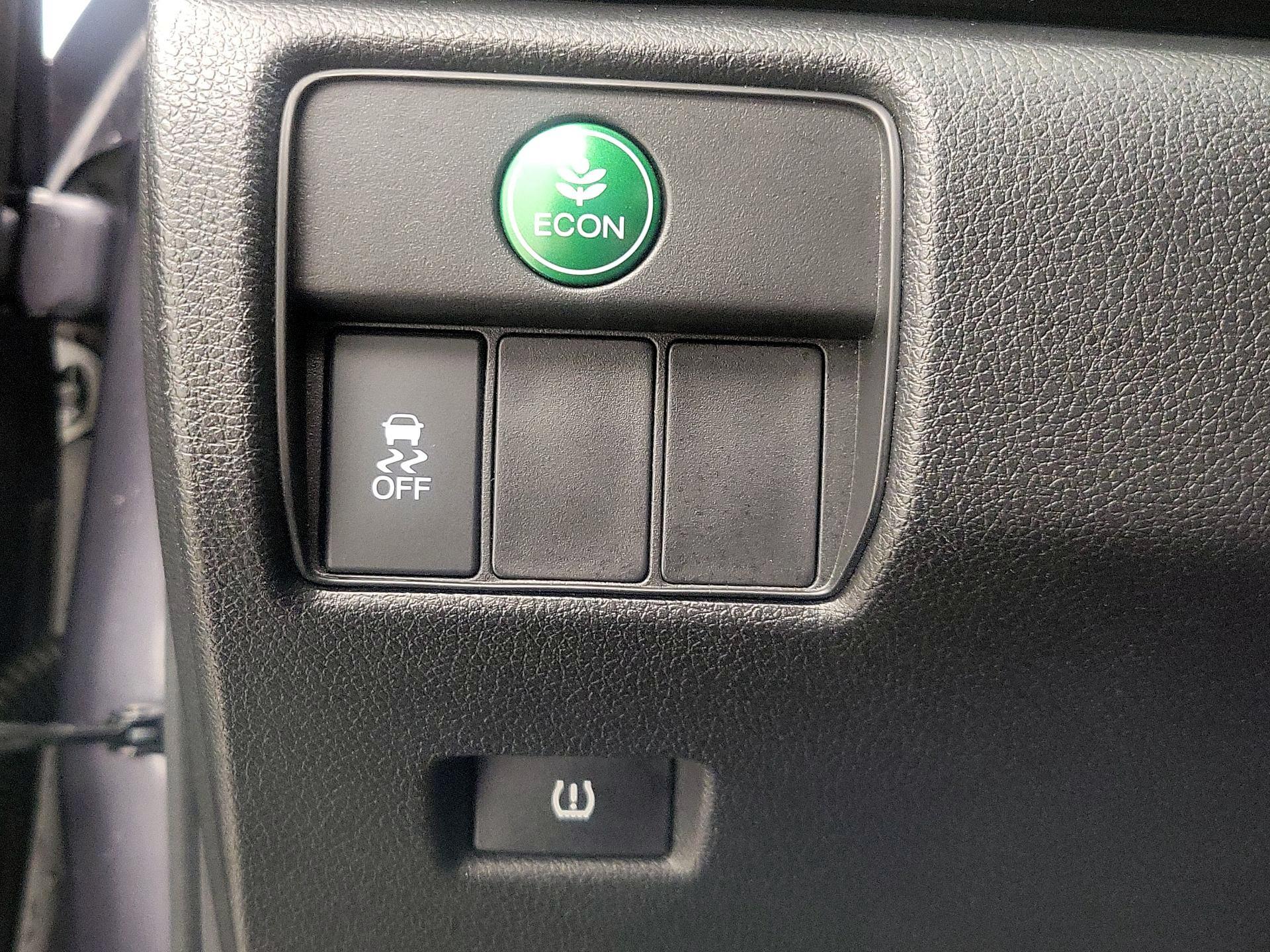 Thumbnail: 2017 Honda Accord - 13