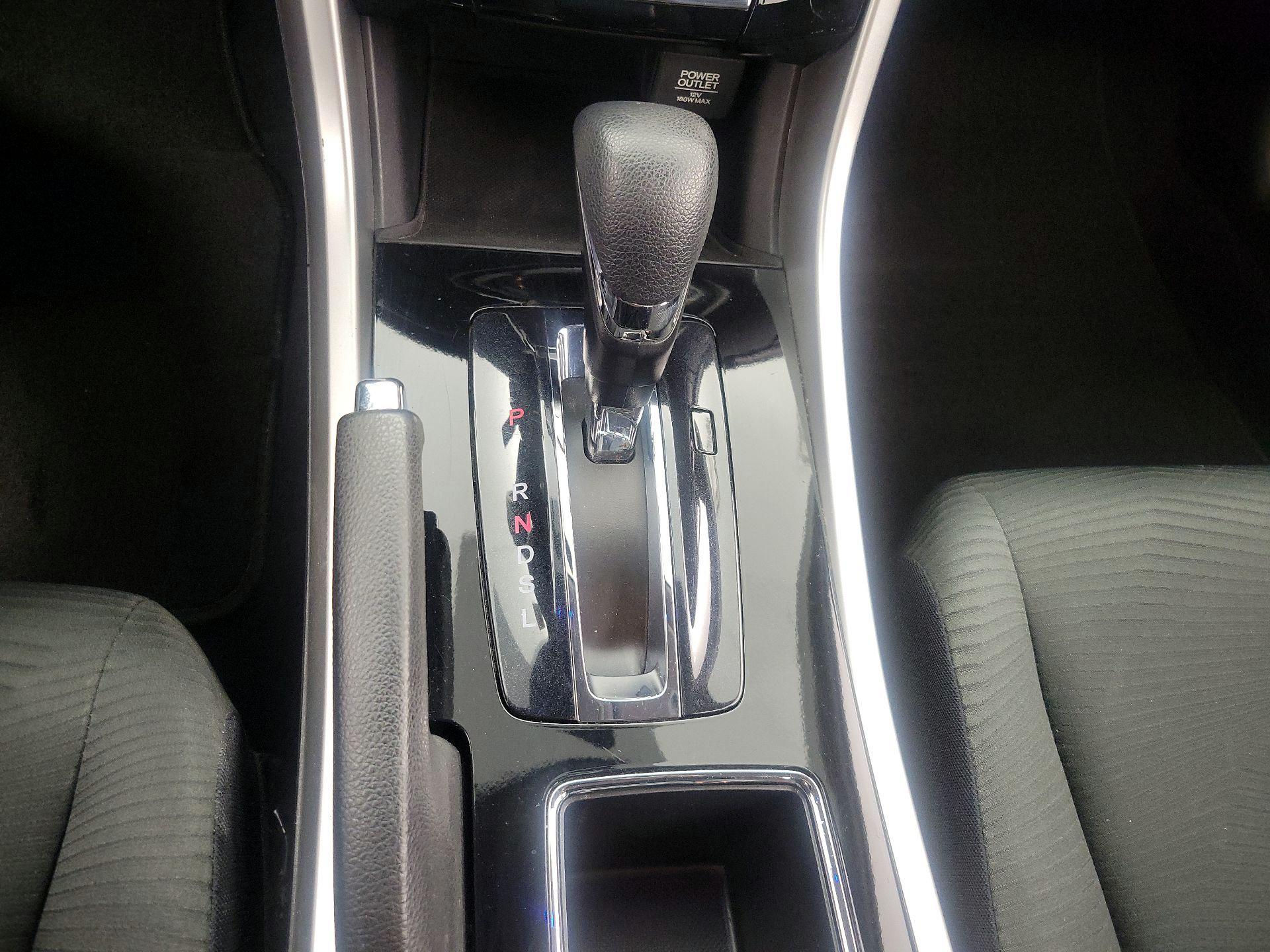 Thumbnail: 2017 Honda Accord - 17