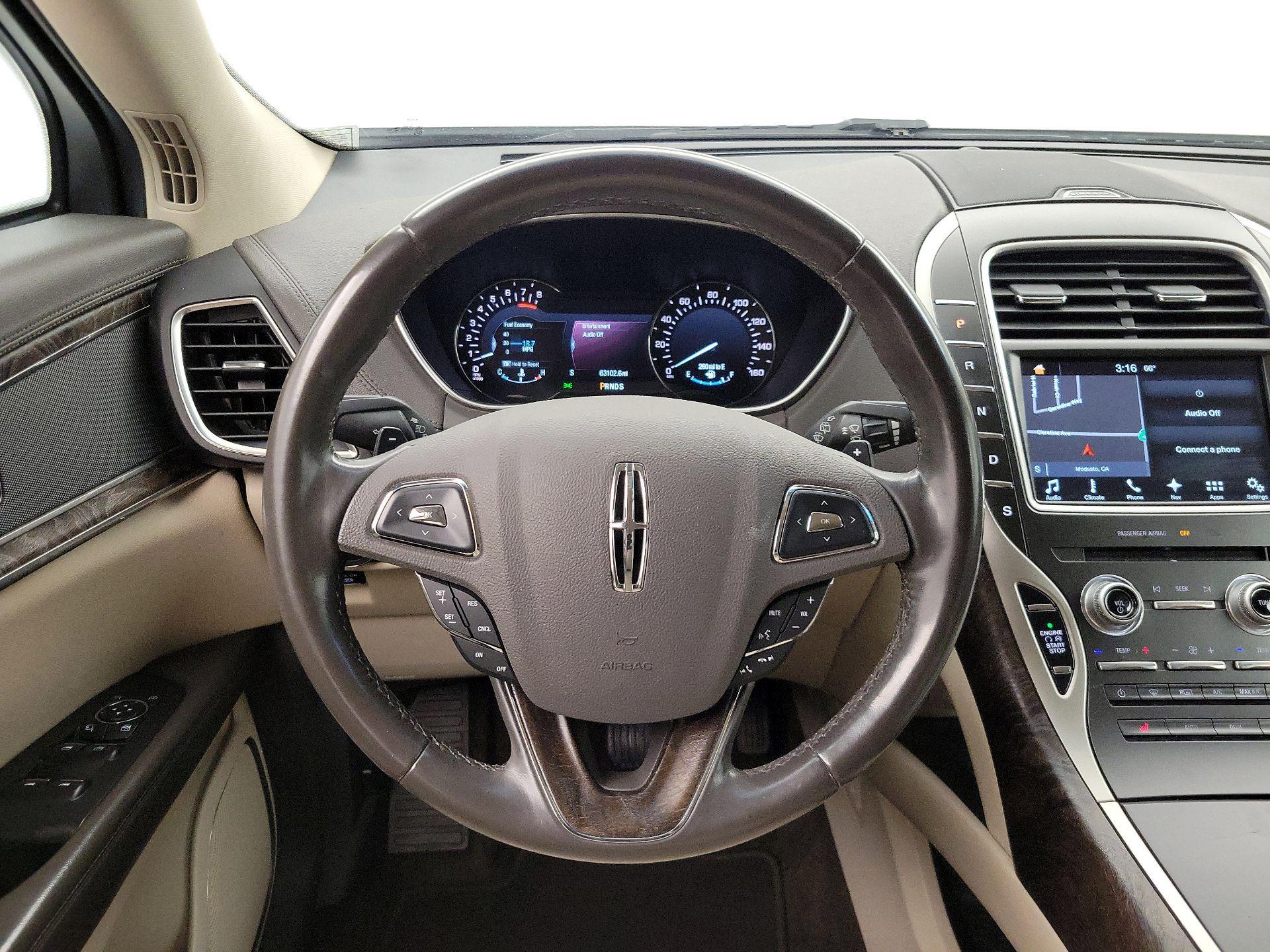 Thumbnail: 2016 Lincoln MKX - 10