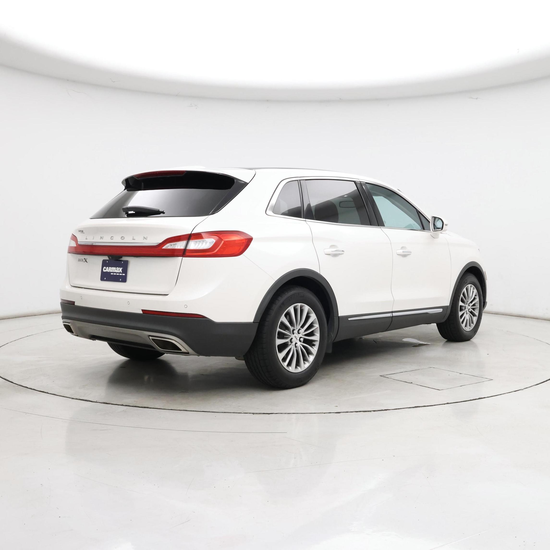 Thumbnail: 2016 Lincoln MKX - 8