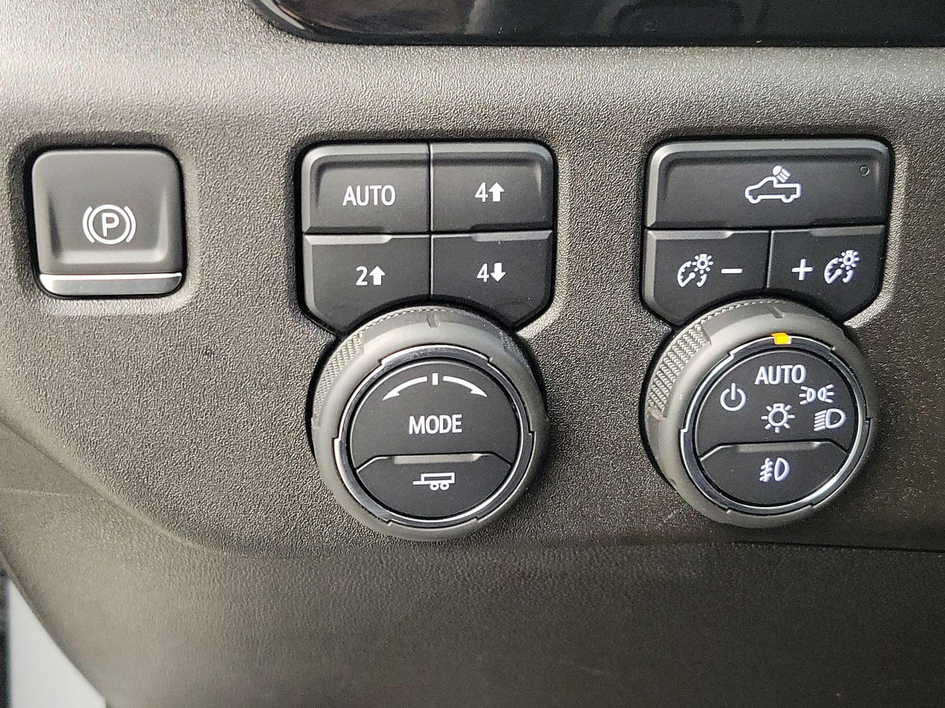 Thumbnail: 2024 Chevrolet Silverado 1500 - 13