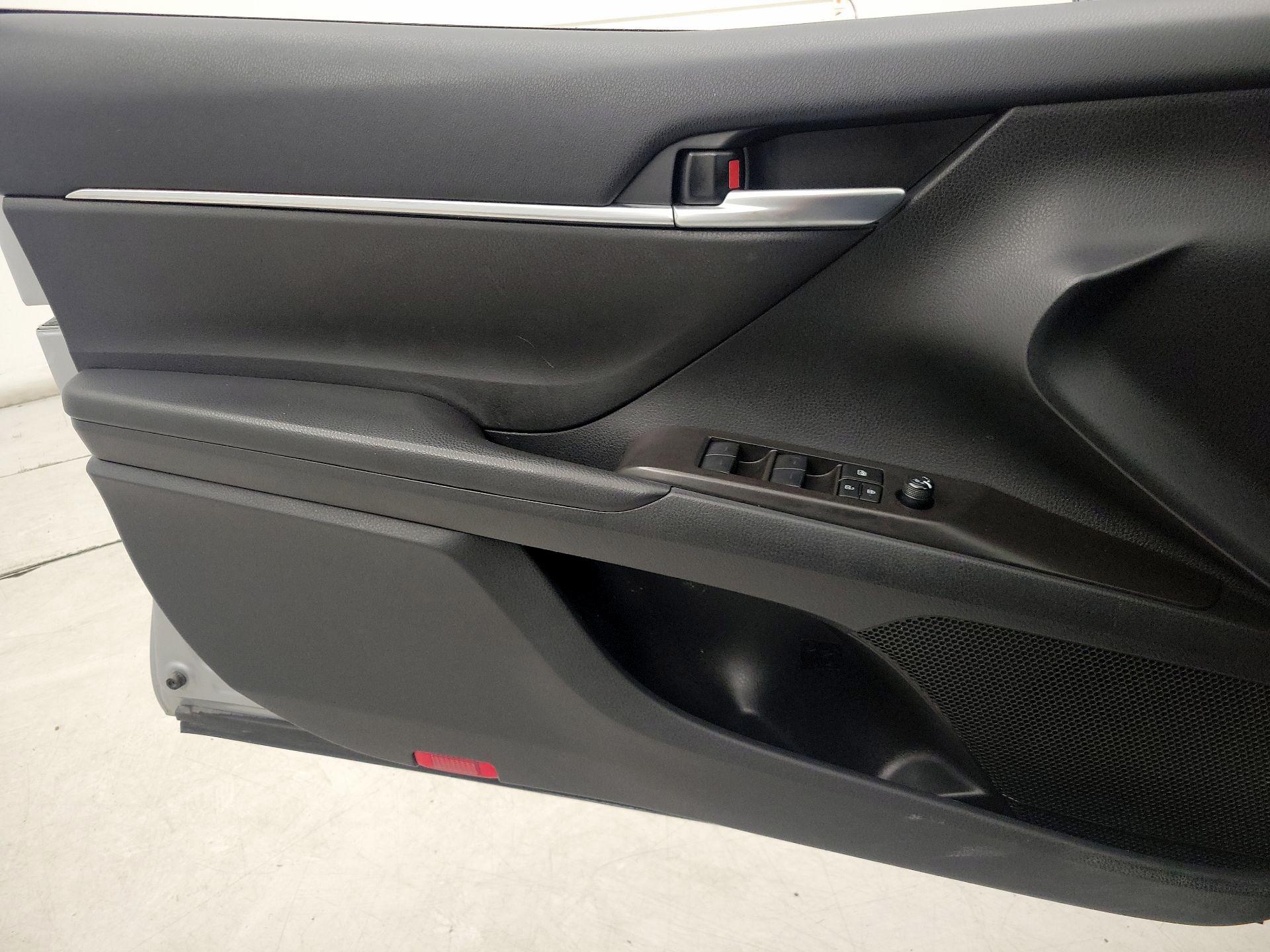 Thumbnail: 2024 Toyota Camry - 12