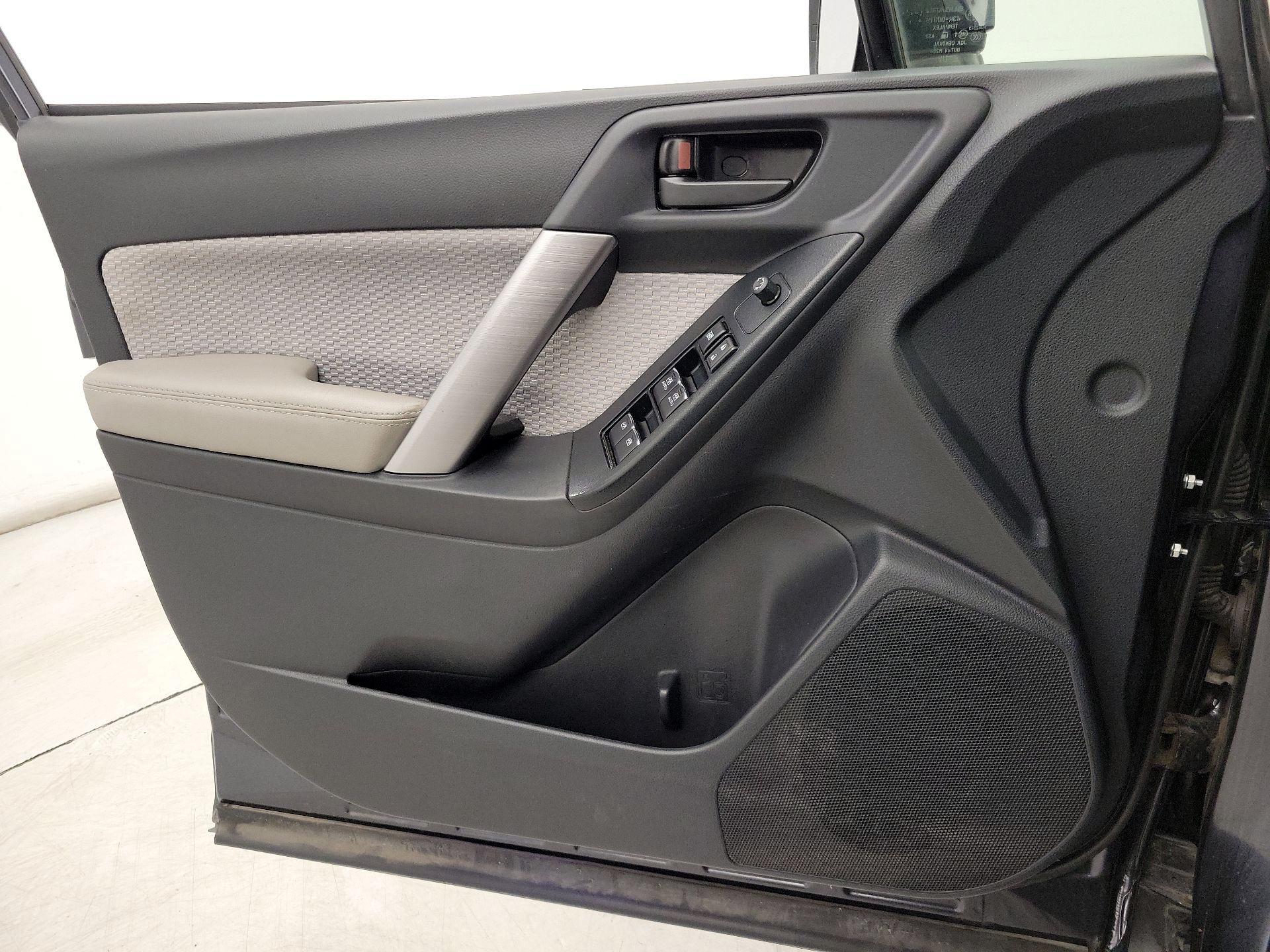 Thumbnail: 2018 Subaru Forester - 12