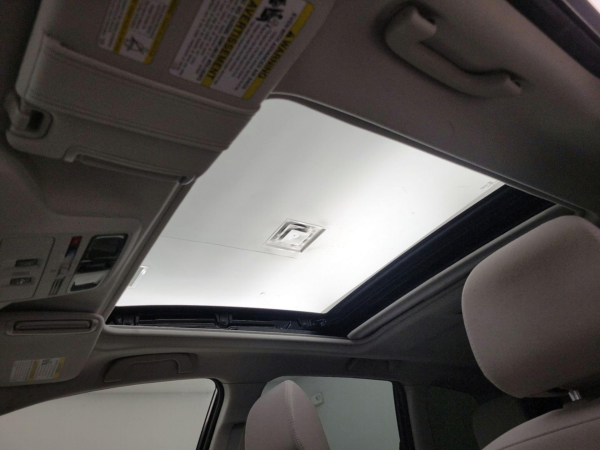 Thumbnail: 2018 Subaru Forester - 19