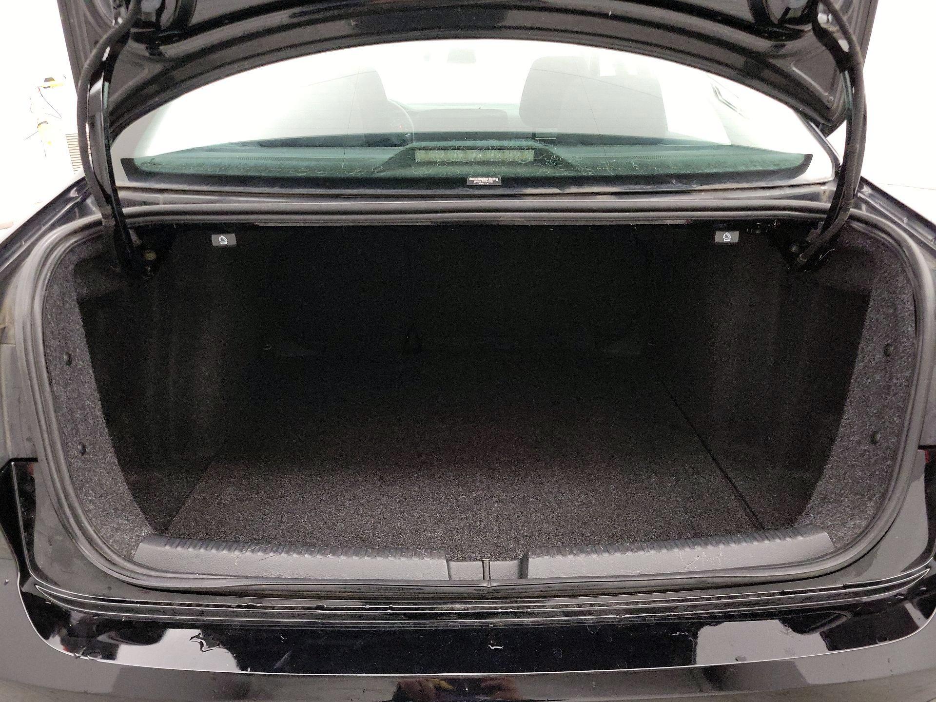 Thumbnail: 2016 Volkswagen Jetta - 20