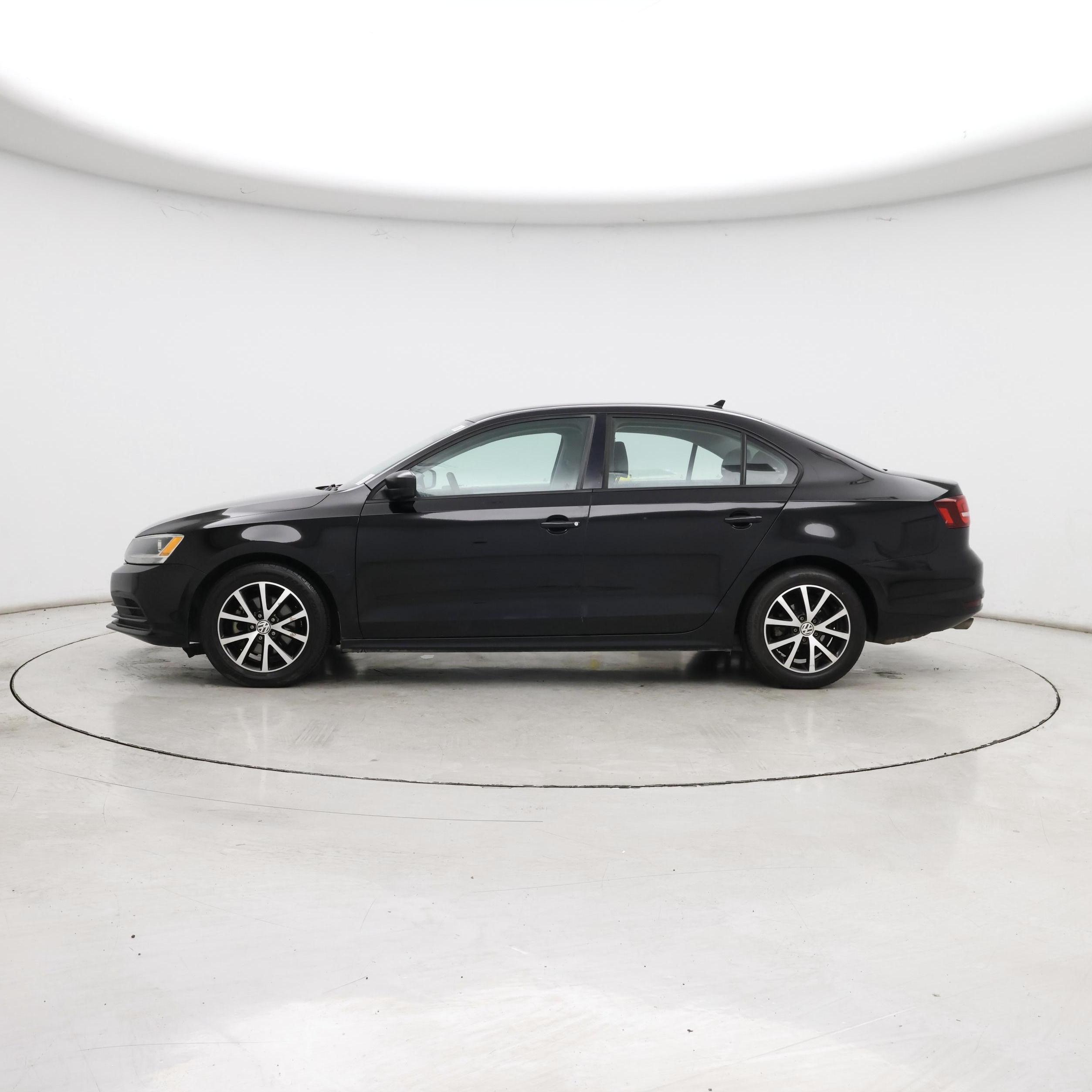 Thumbnail: 2016 Volkswagen Jetta - 3