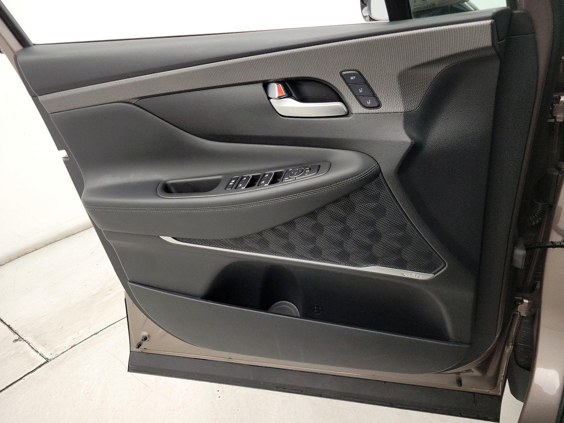 Thumbnail: 2020 Hyundai Santa Fe - 12