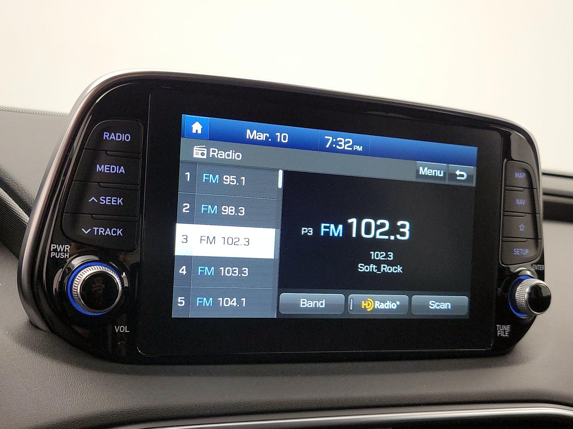 Thumbnail: 2020 Hyundai Santa Fe - 16