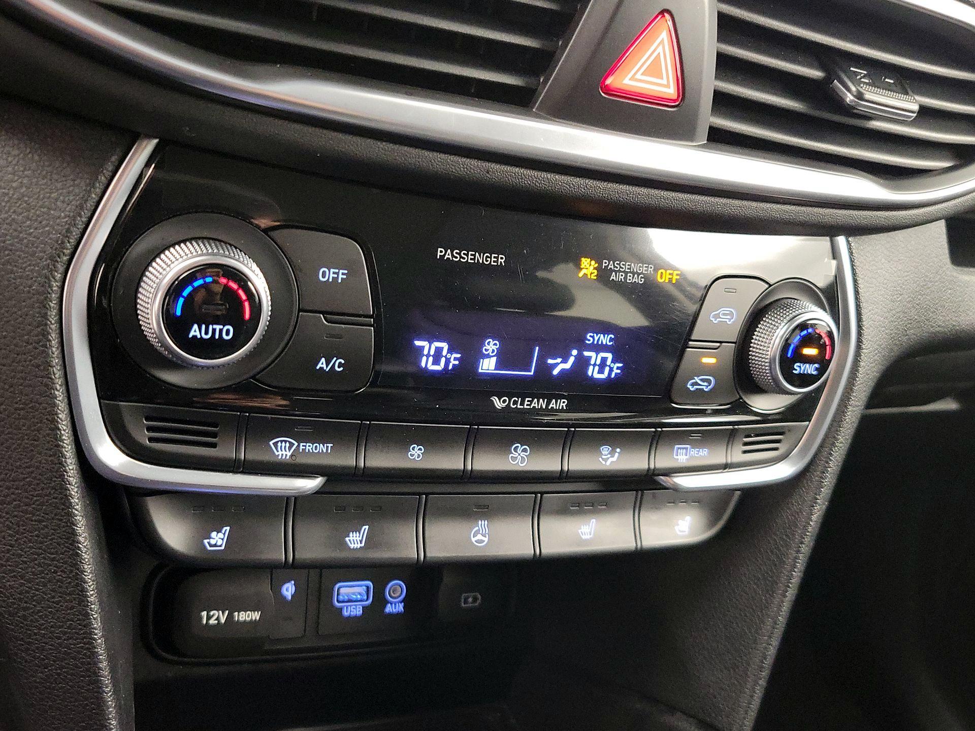 Thumbnail: 2020 Hyundai Santa Fe - 17