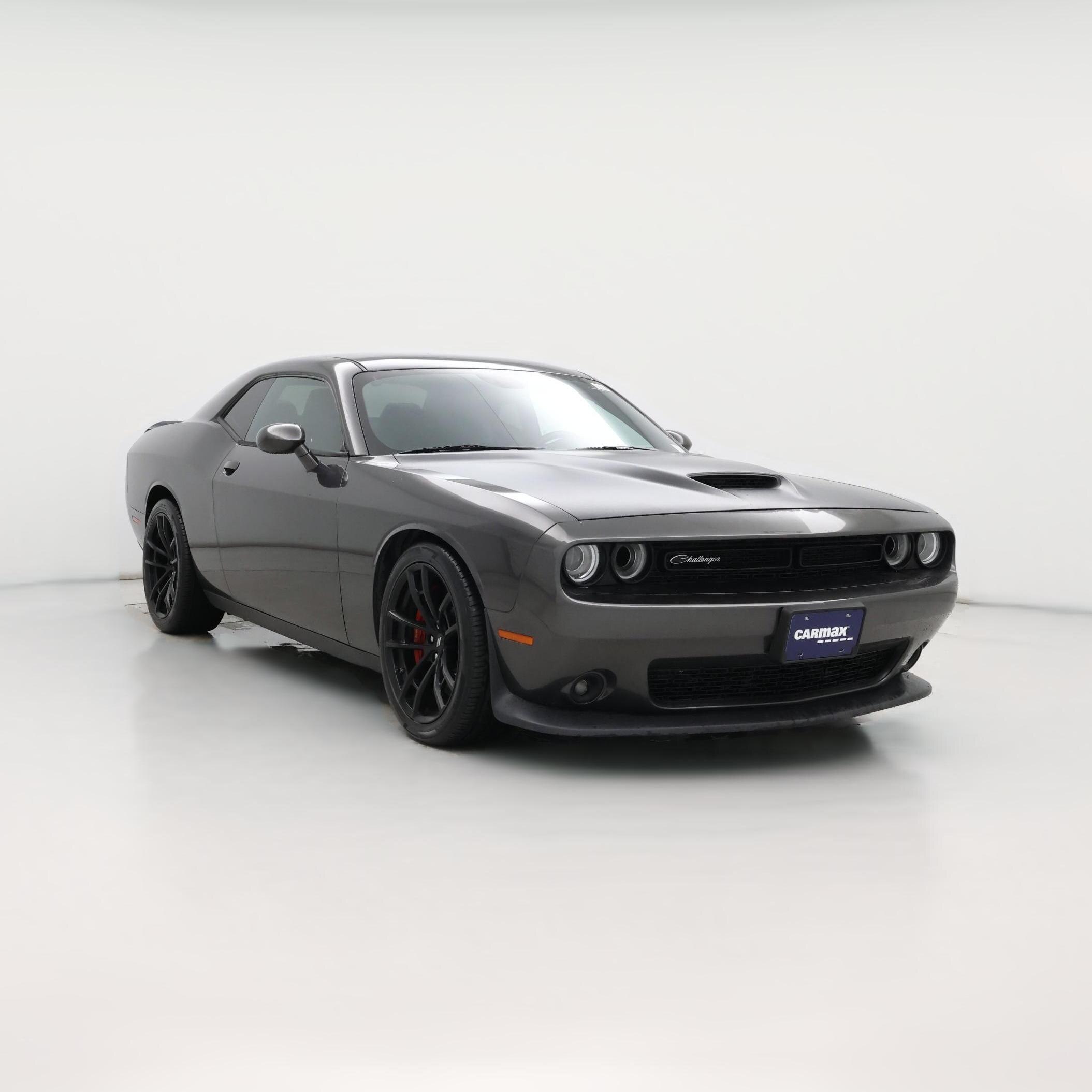 Thumbnail: 2018 Dodge Challenger - 1