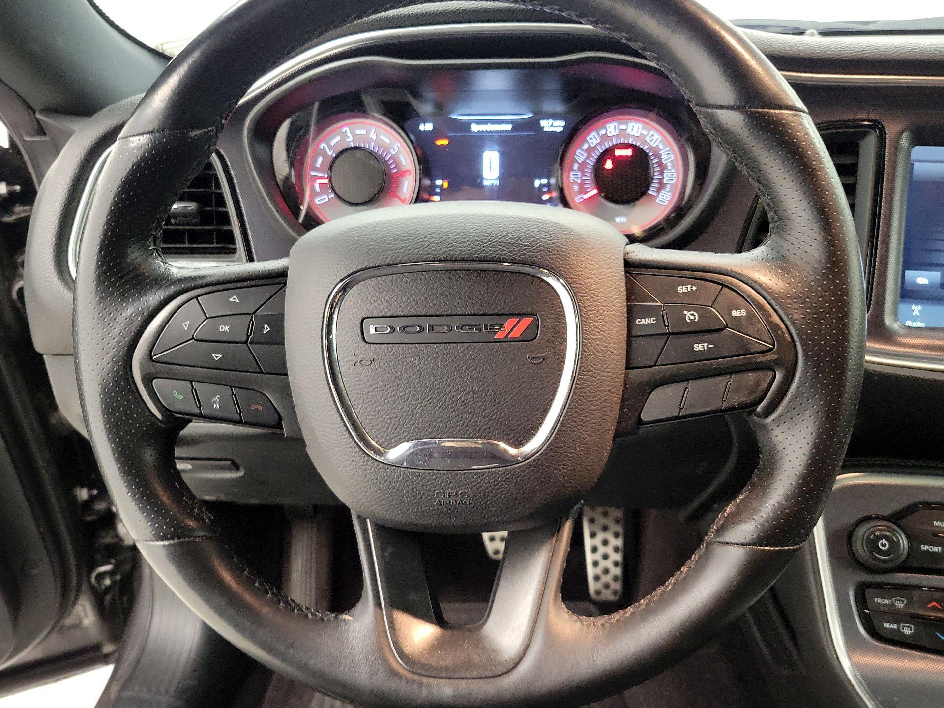 Thumbnail: 2018 Dodge Challenger - 10