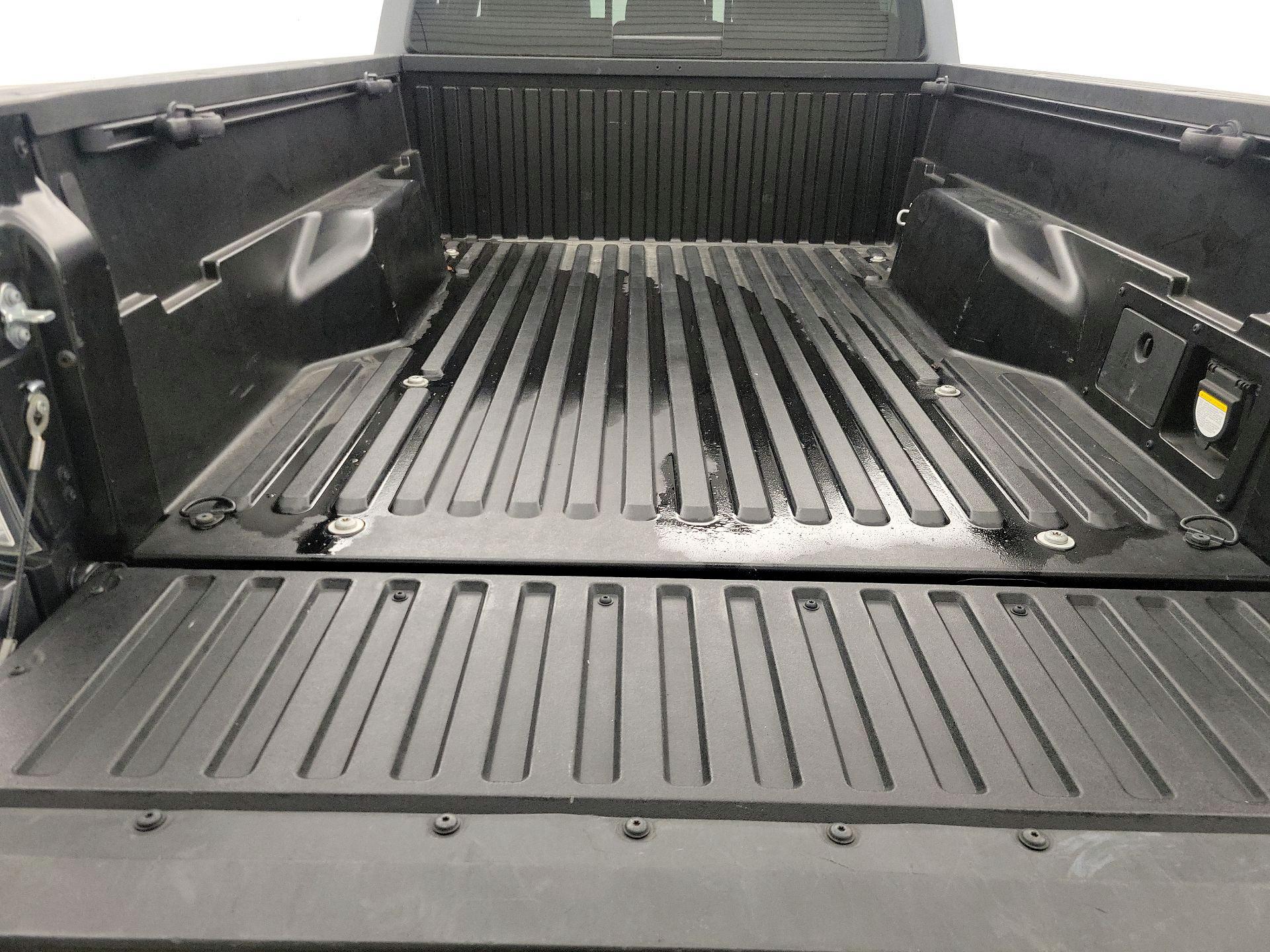 Thumbnail: 2023 Toyota Tacoma - 20