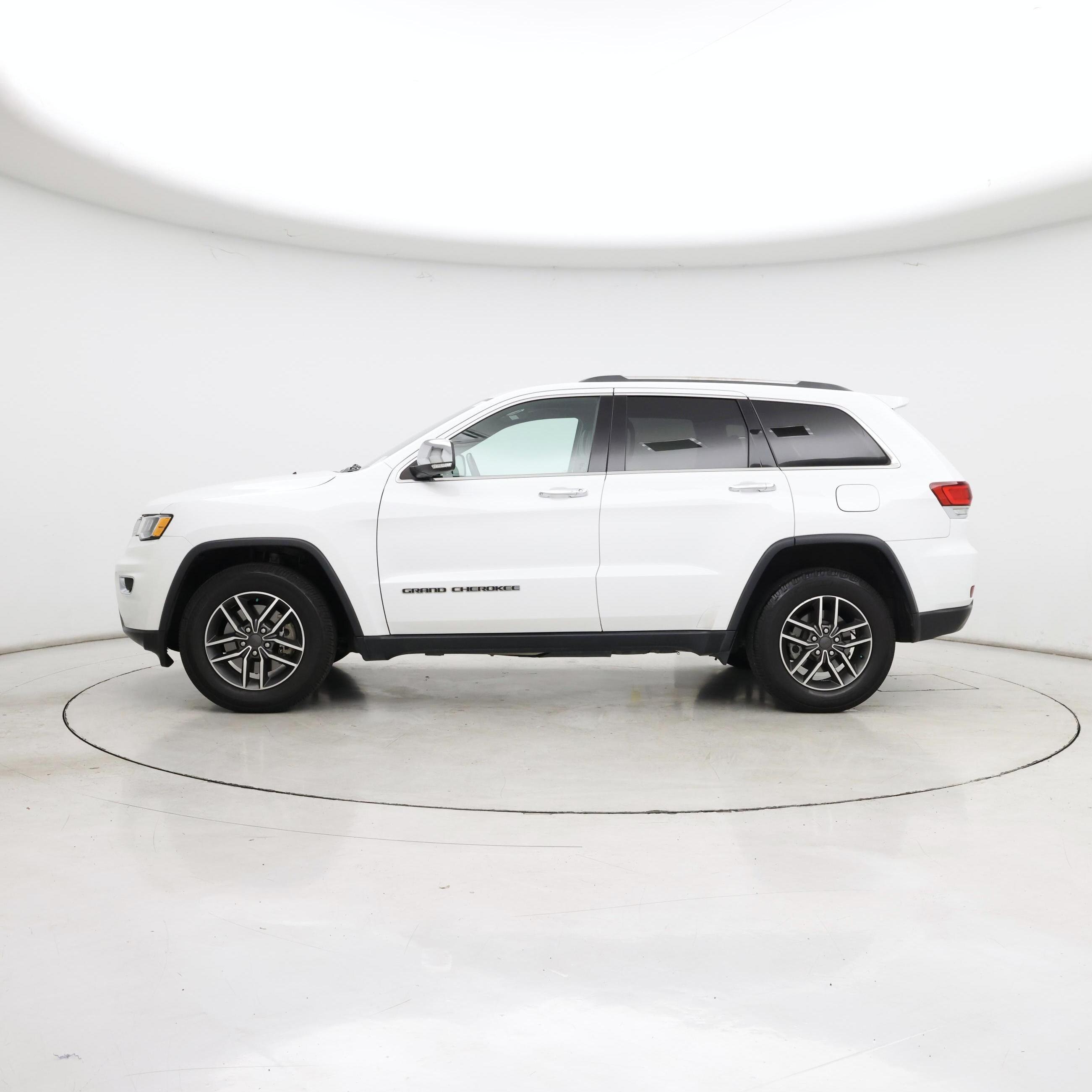 Thumbnail: 2021 Jeep Grand Cherokee - 3