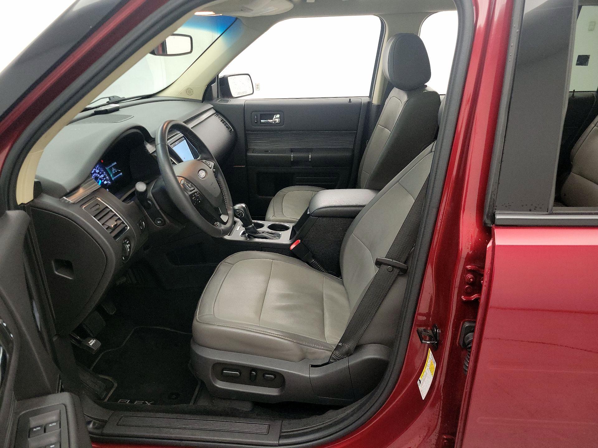 Thumbnail: 2019 Ford Flex - 11