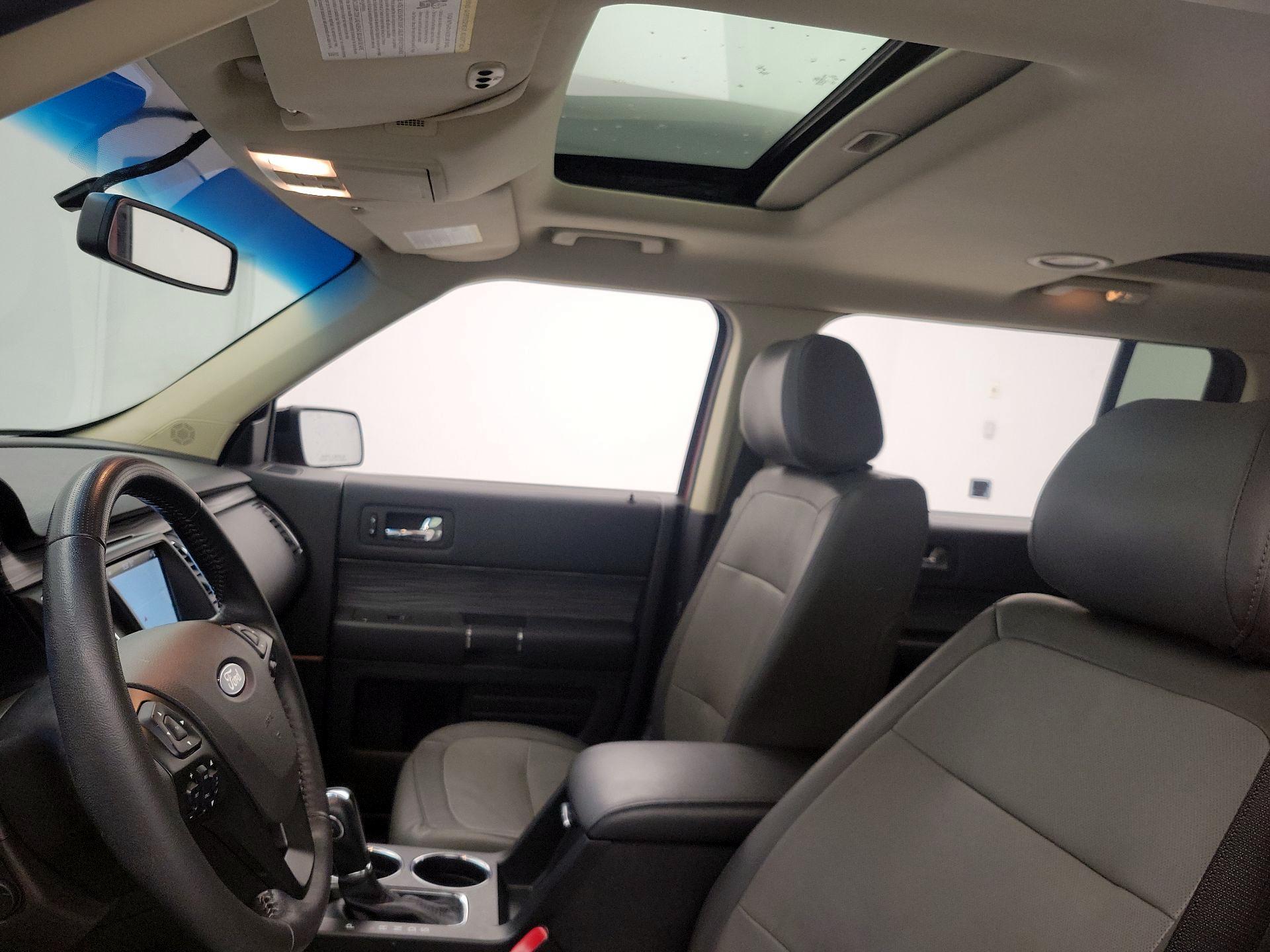 Thumbnail: 2019 Ford Flex - 20