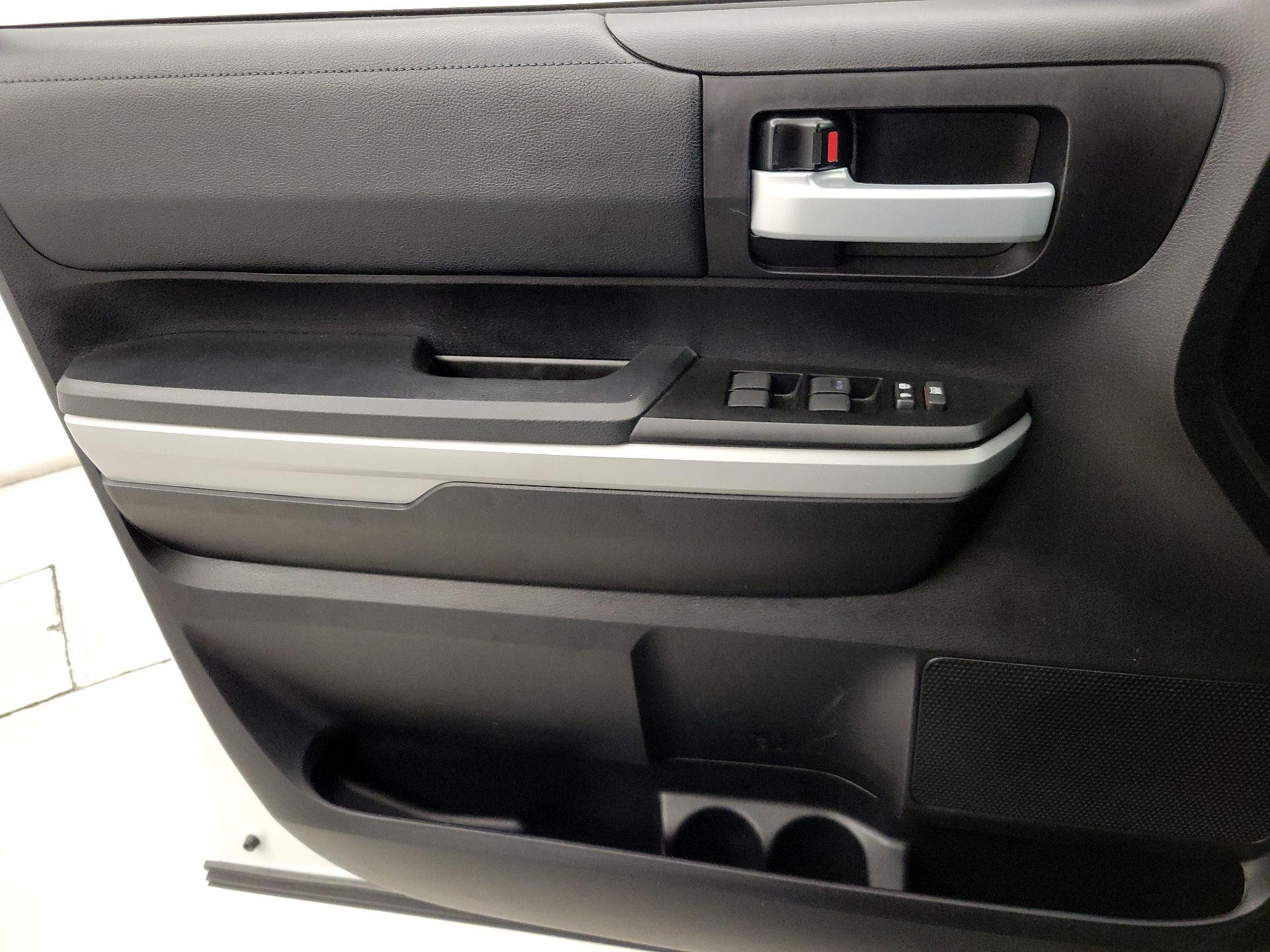 Thumbnail: 2021 Toyota Tundra - 12