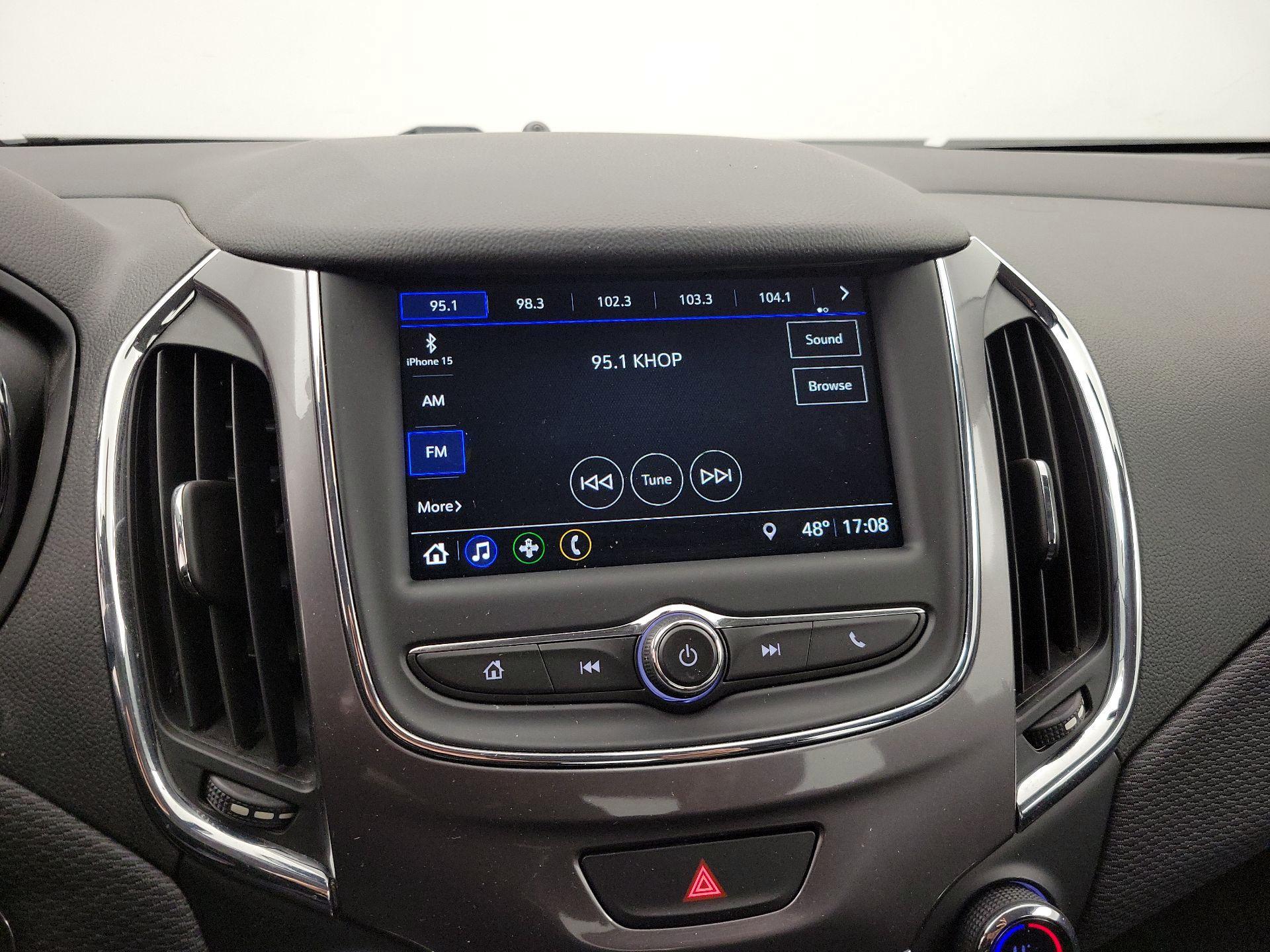 Thumbnail: 2019 Chevrolet Cruze - 15