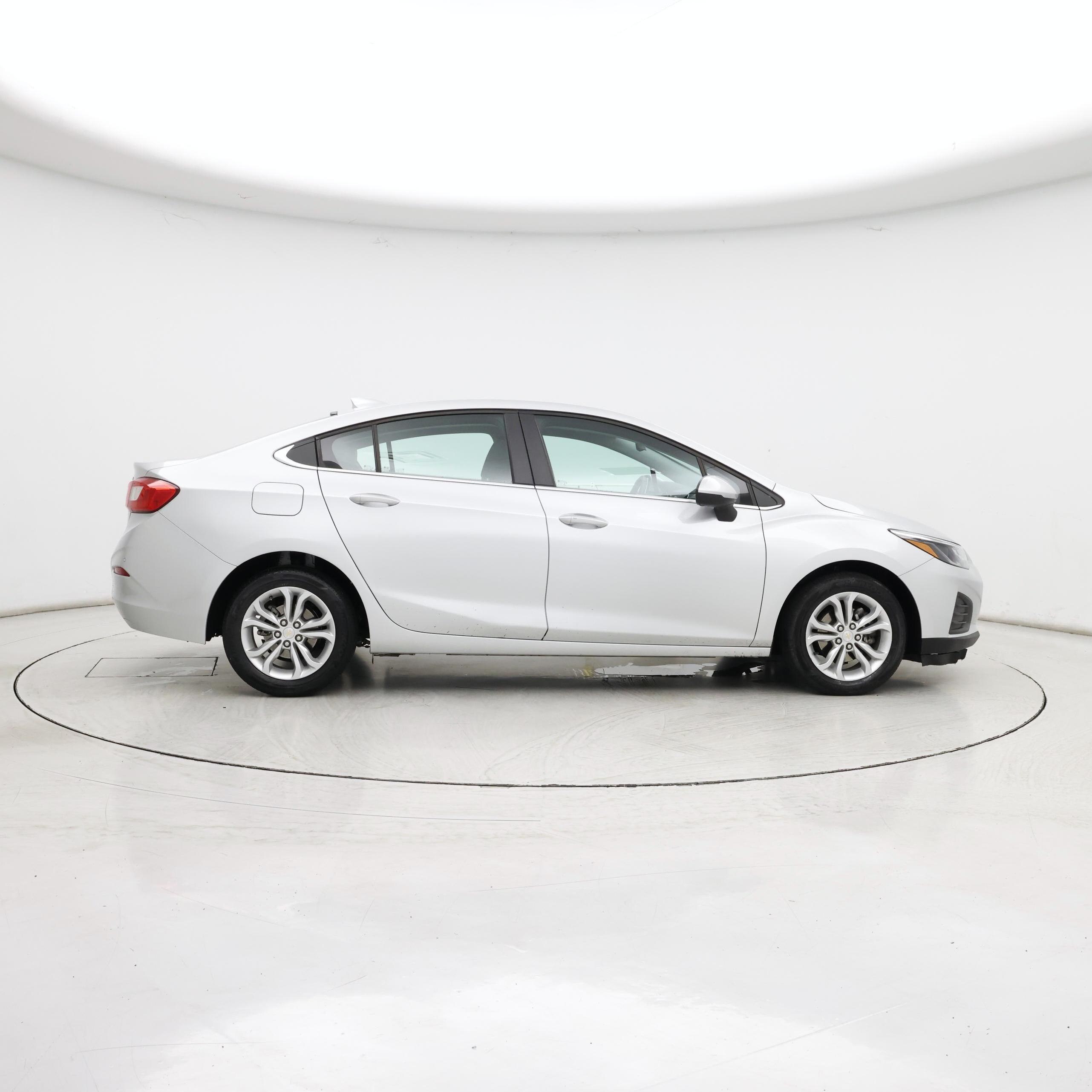 Thumbnail: 2019 Chevrolet Cruze - 7