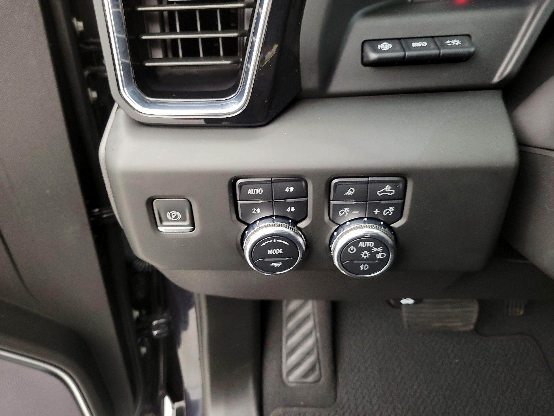 Thumbnail: 2023 GMC Sierra 1500 - 13