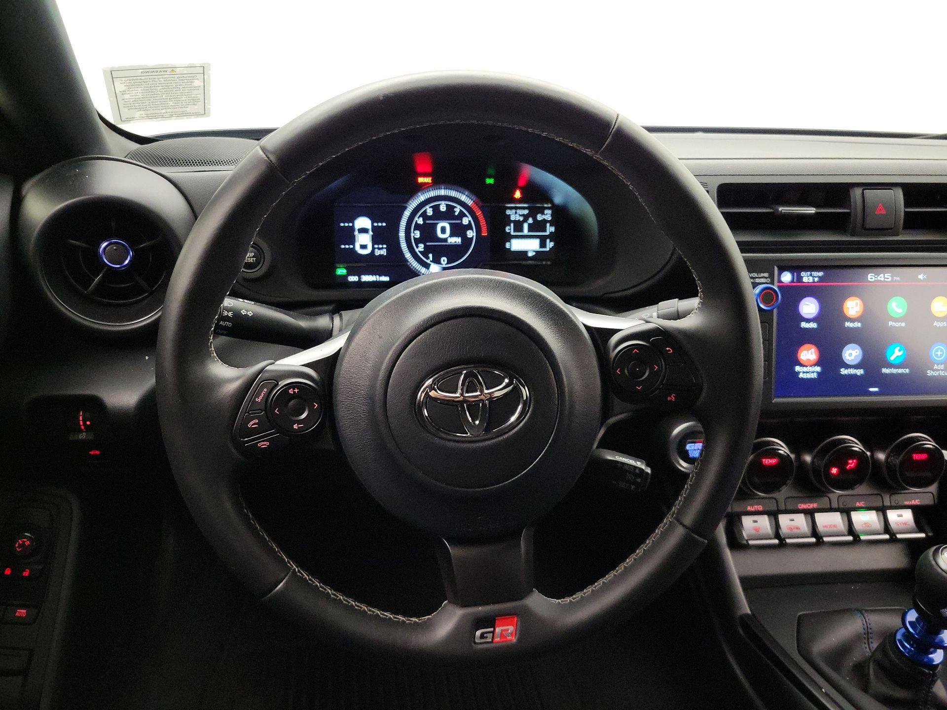 Thumbnail: 2023 Toyota GR86 - 10