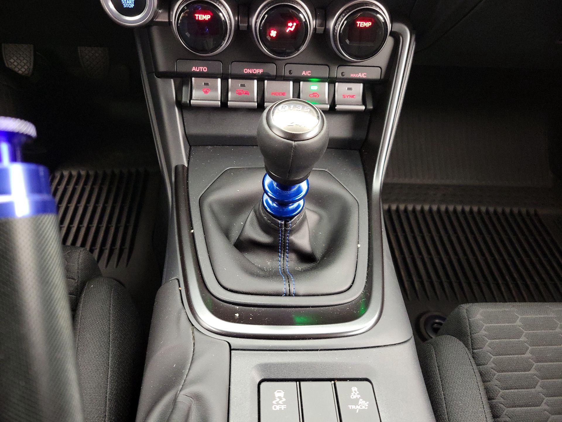 Thumbnail: 2023 Toyota GR86 - 17