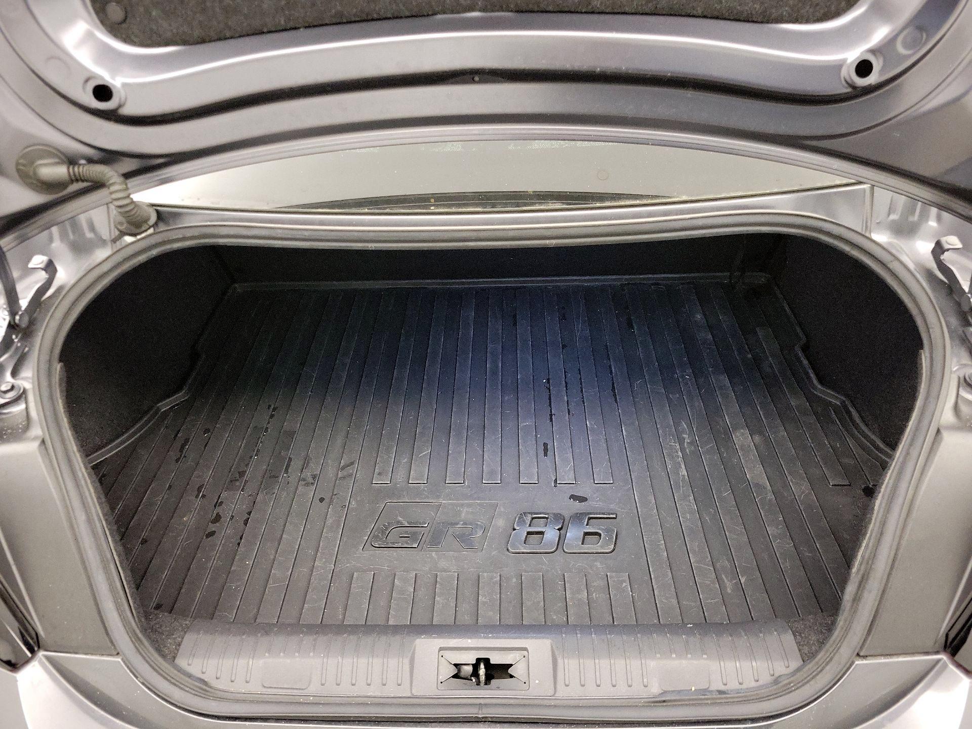 Thumbnail: 2023 Toyota GR86 - 19