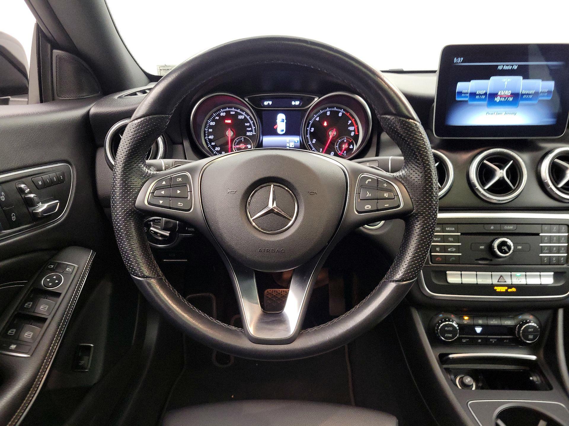 Thumbnail: 2019 Mercedes-Benz CLA - 10