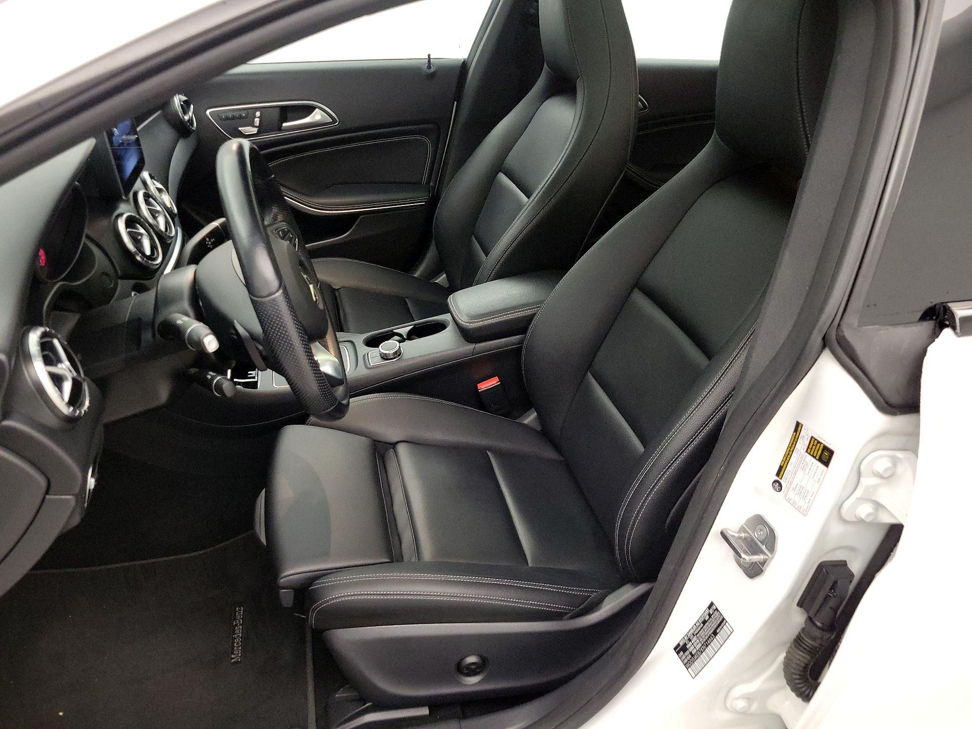 Thumbnail: 2019 Mercedes-Benz CLA - 11