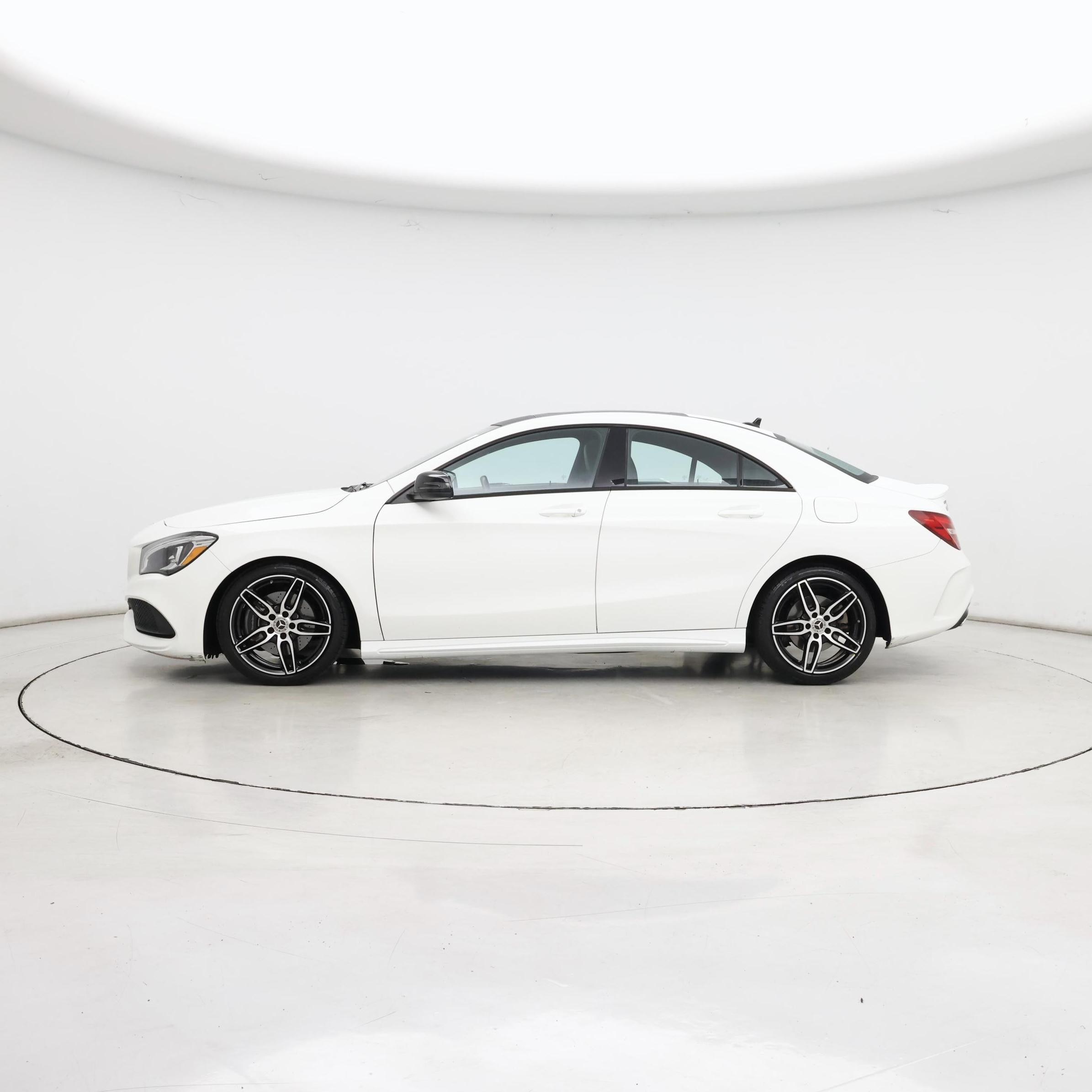 Thumbnail: 2019 Mercedes-Benz CLA - 3