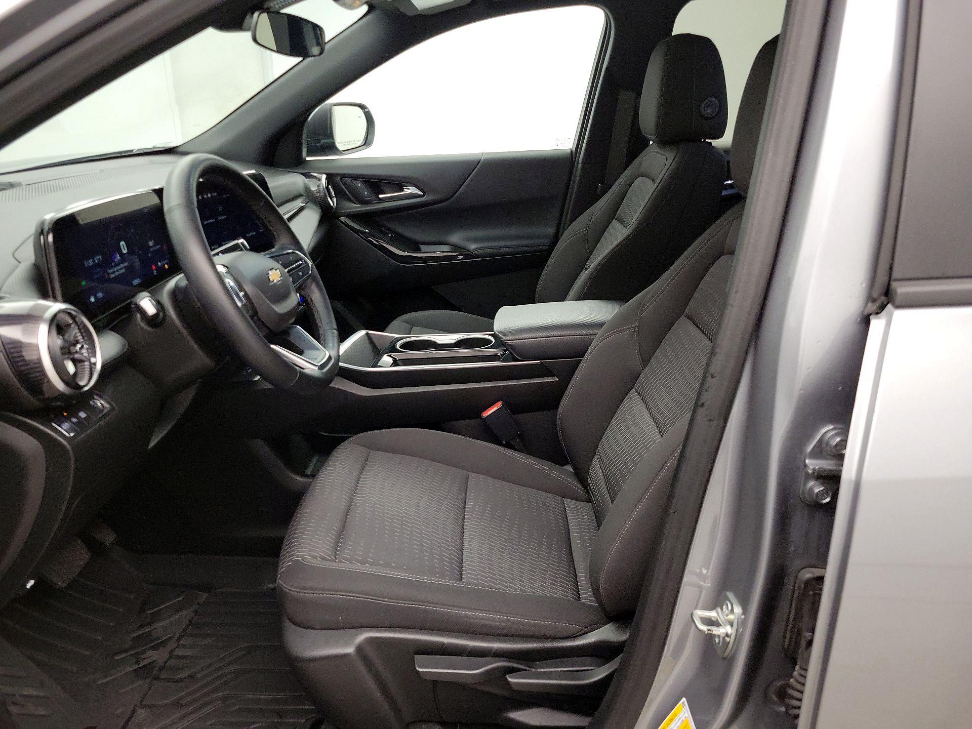 Thumbnail: 2025 Chevrolet Equinox - 11