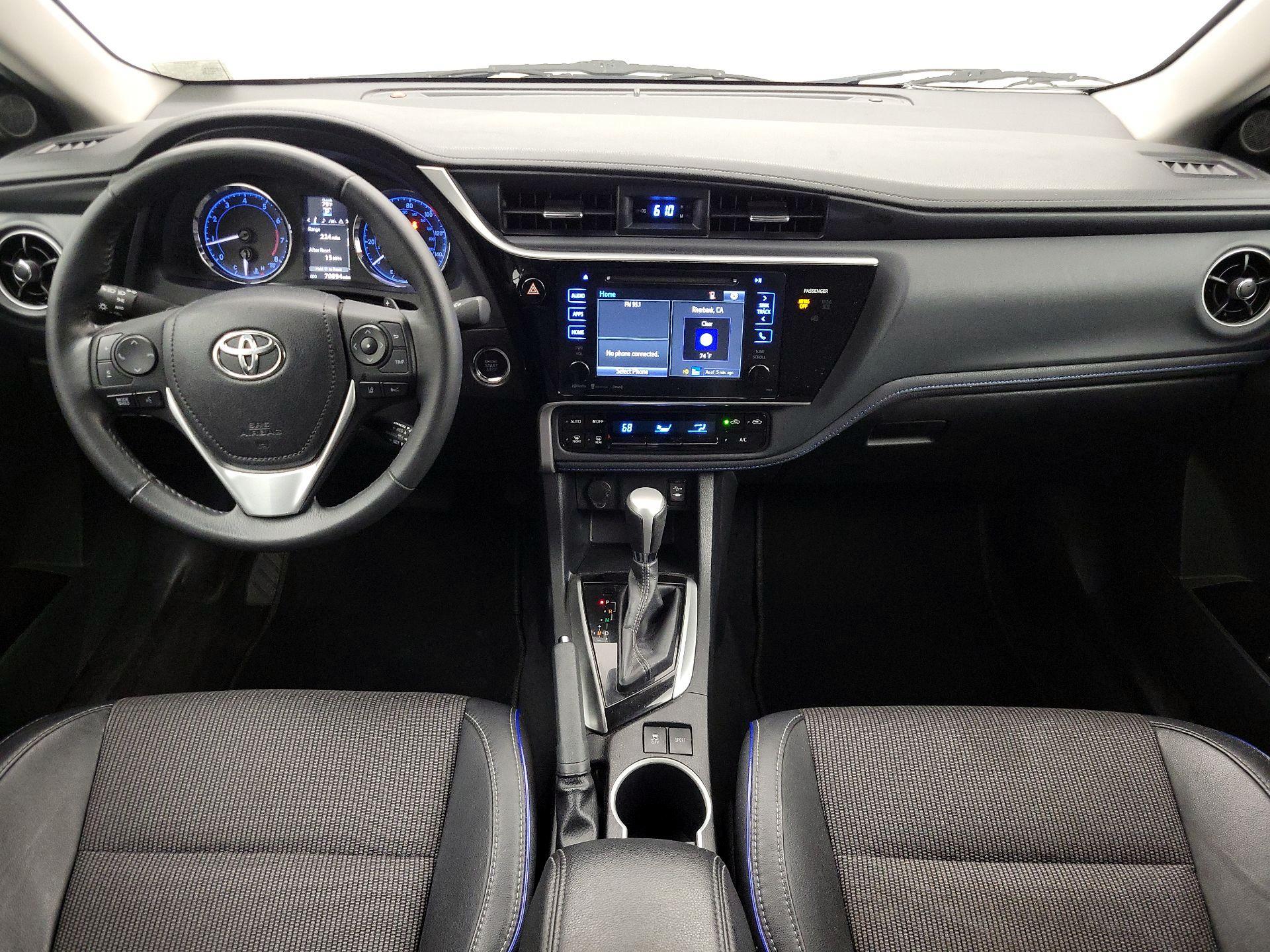 Thumbnail: 2017 Toyota Corolla - 9