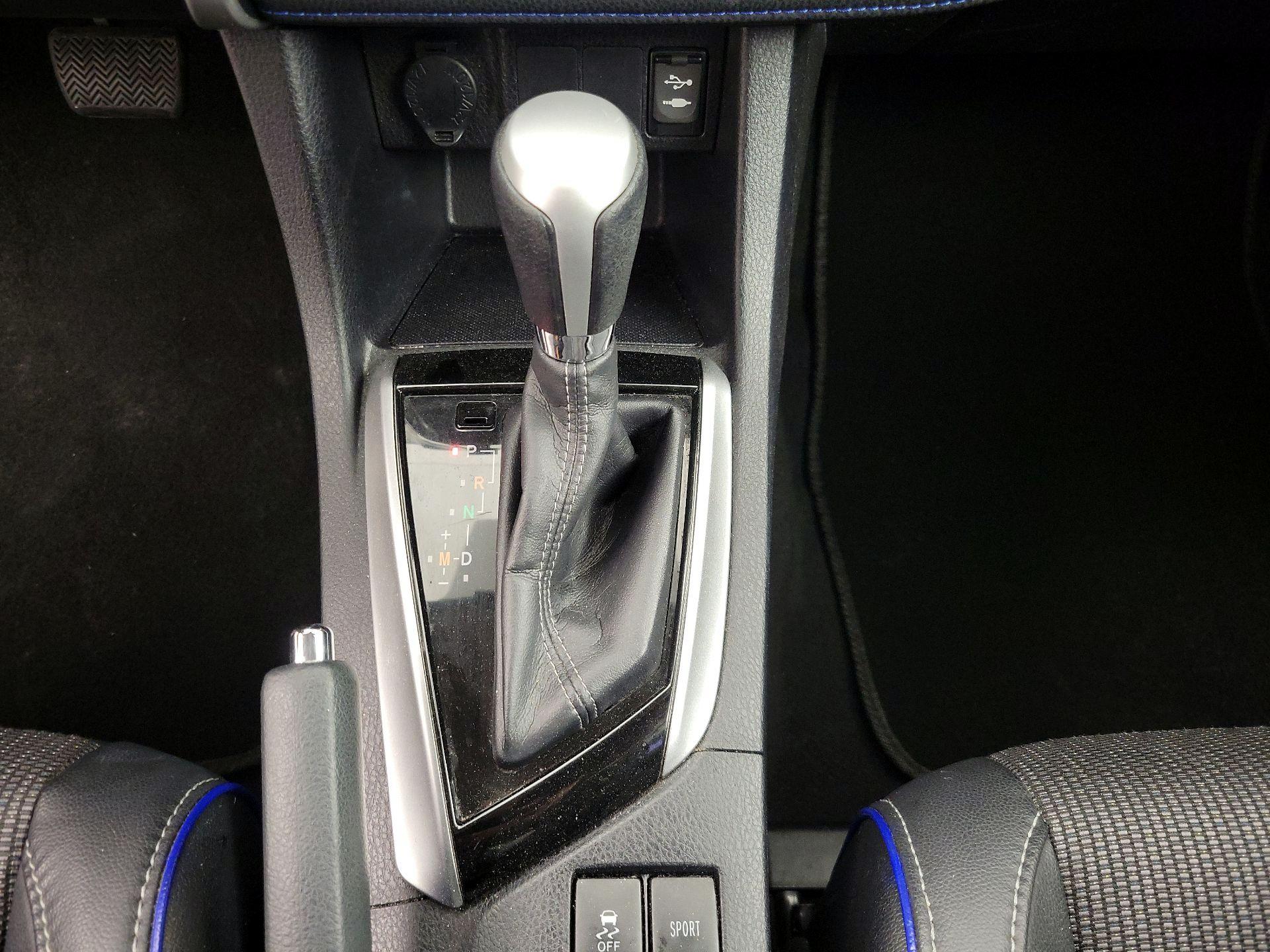 Thumbnail: 2017 Toyota Corolla - 17