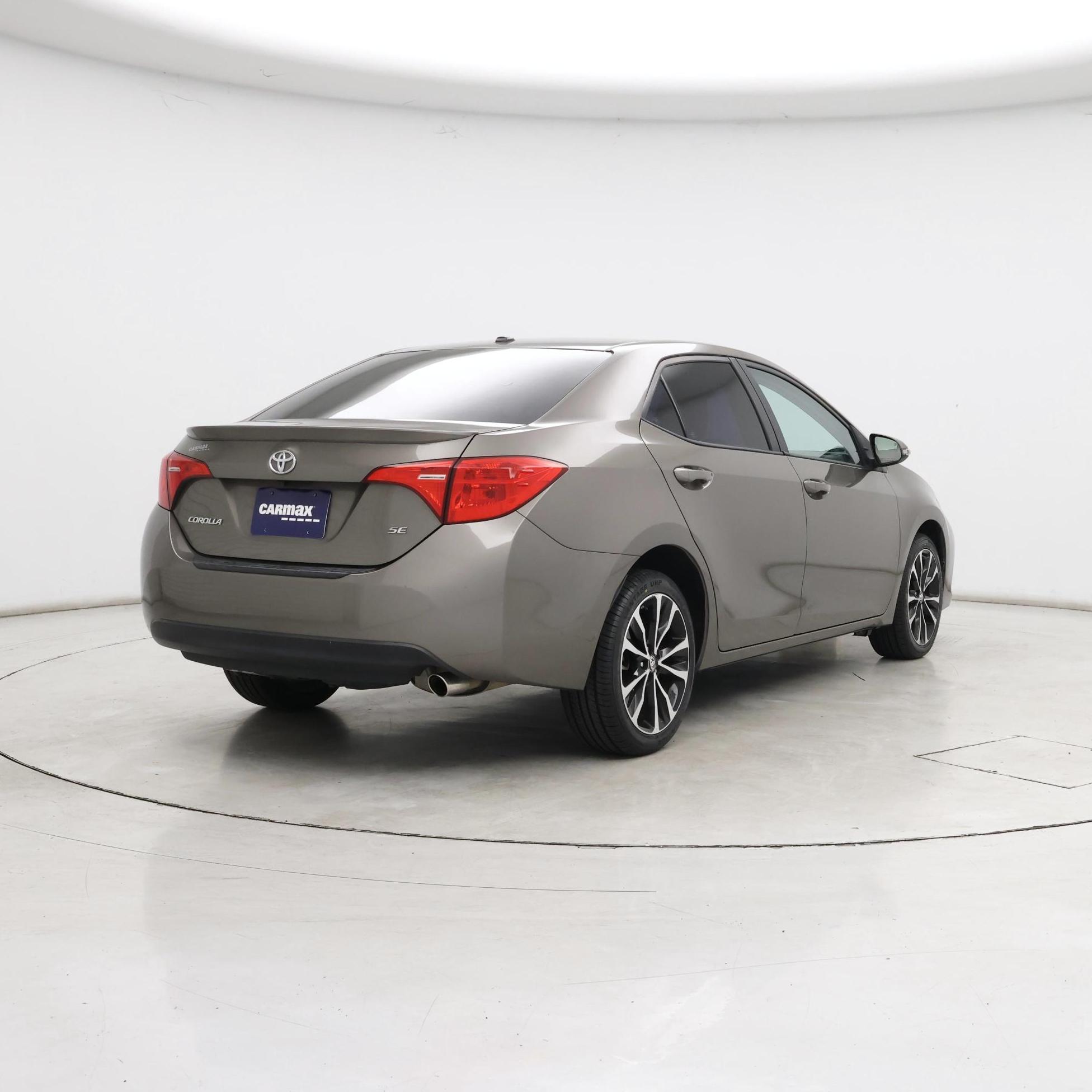 Thumbnail: 2017 Toyota Corolla - 8