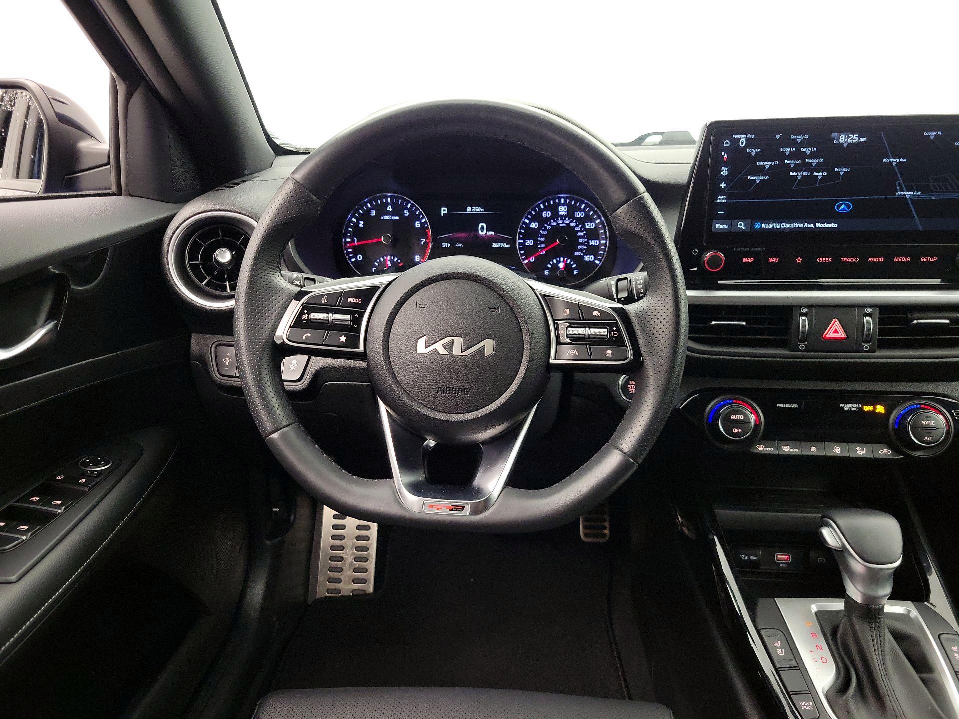 Thumbnail: 2024 Kia Forte - 10