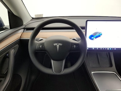 Steering Wheel & Instrument Cluster (On)