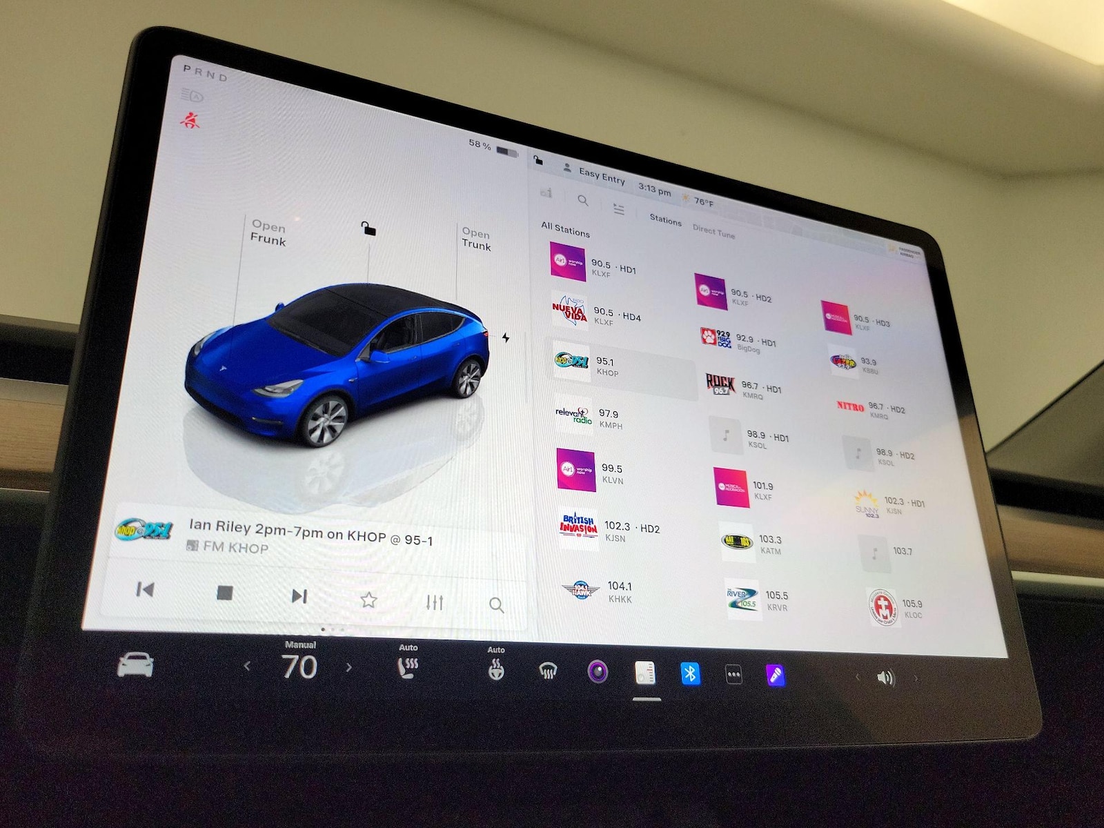 2024 Tesla Model Y Long Range - Photo 17
